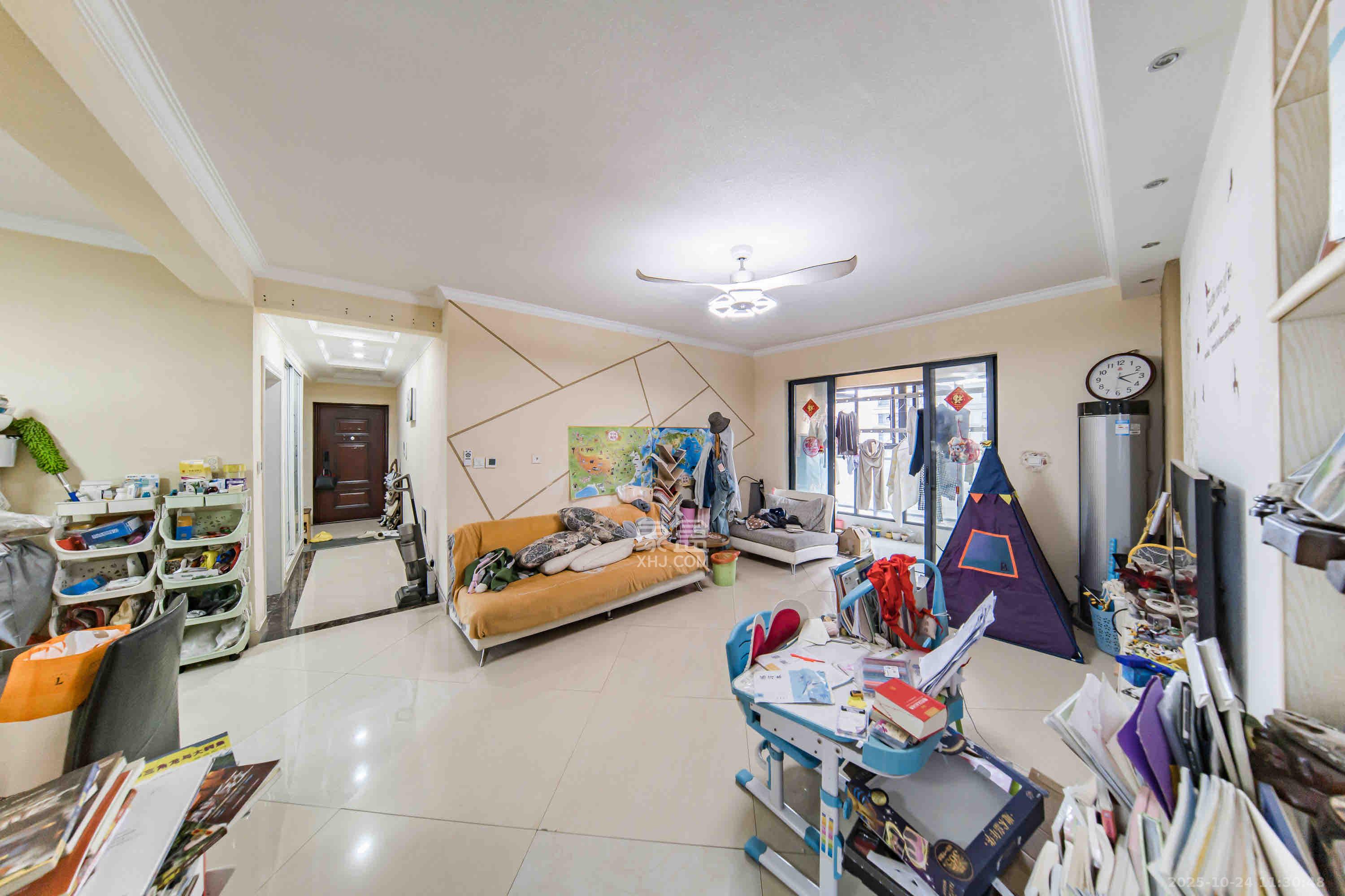 奥克斯广场  3室2厅1卫    3200.0元/月室内图