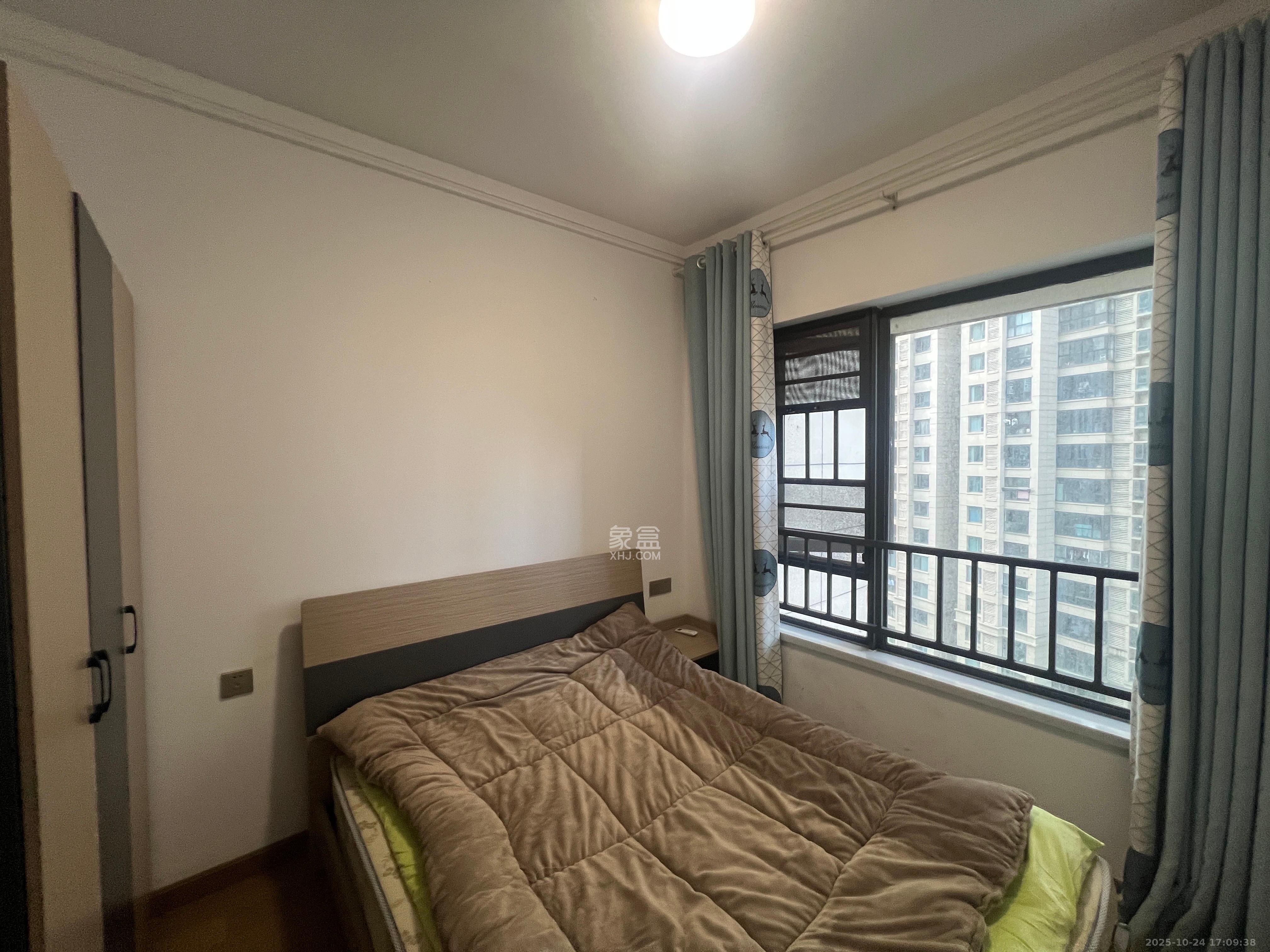 阳光城尚东湾青柠园  3室2厅2卫    2600.0元/月 阳光城尚东湾青柠园  3室2厅2卫    2600.0元/月室内图