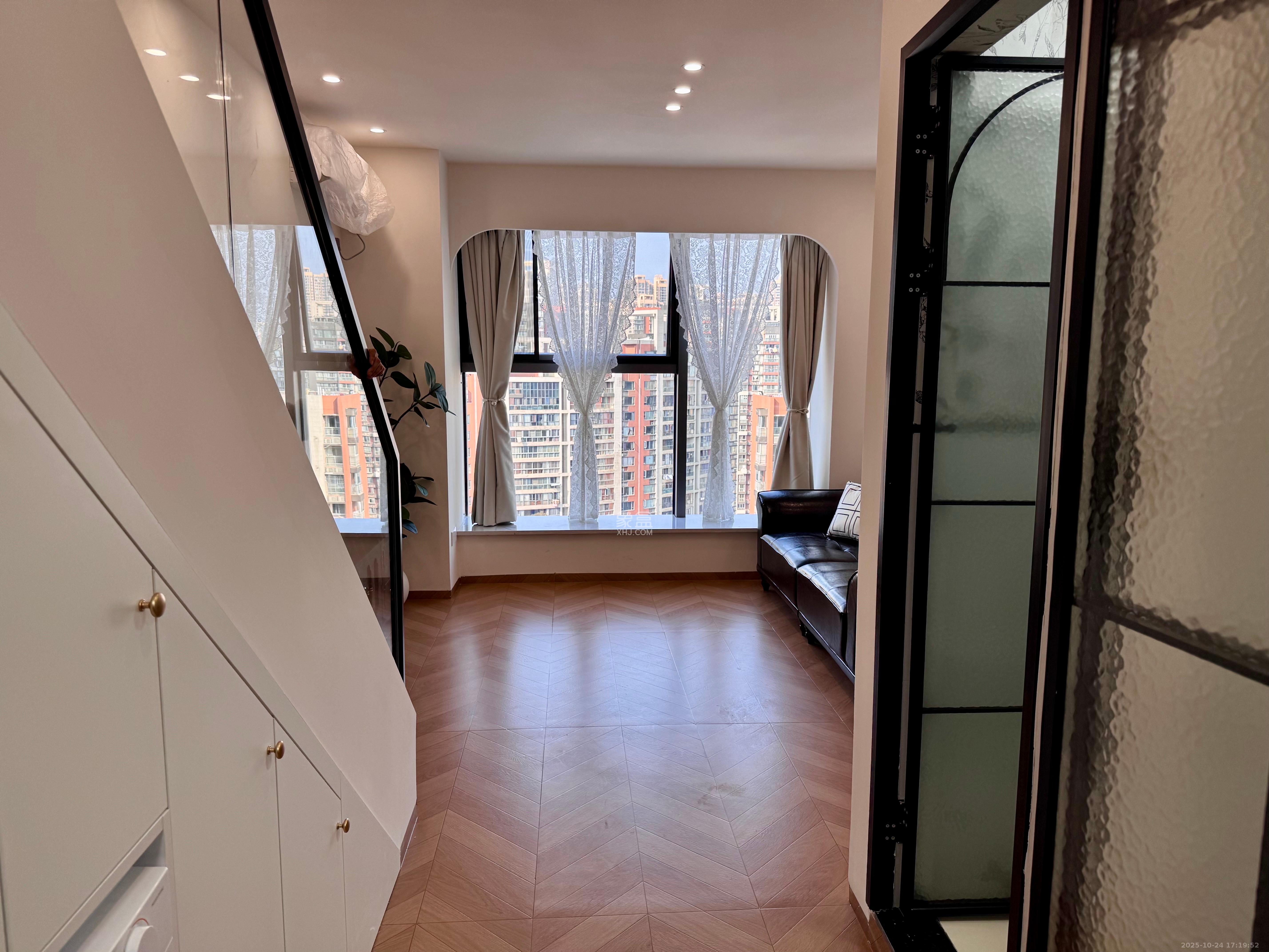 君悦新天地 2室1厅2卫 3200.0元/月 君悦新天地 2室1厅2卫 3200.0元/月室内图