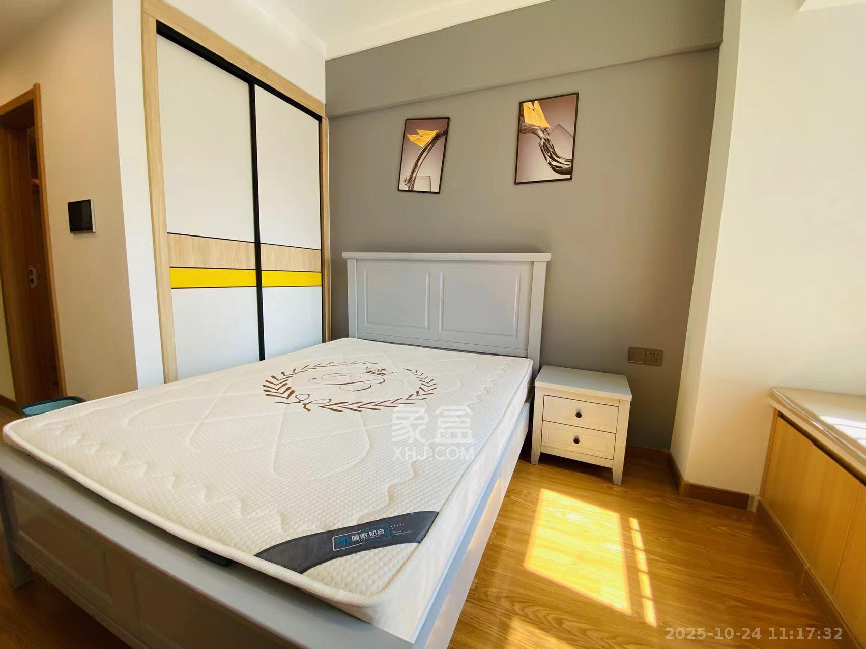 阳光城檀悦  1室1厅1卫    1800.0元/月室内图