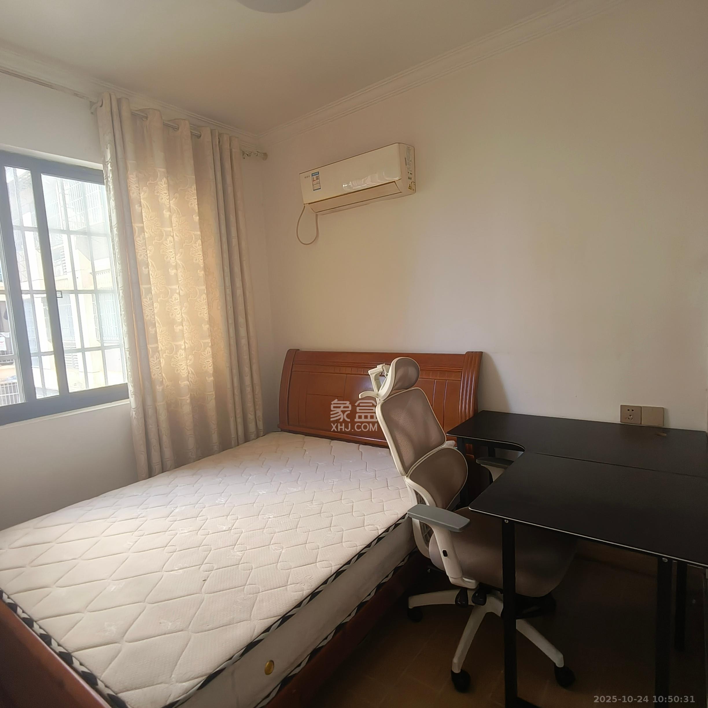 和康园小区  2室1厅1卫    1700.0元/月 和康园小区  2室1厅1卫    1700.0元/月室内图