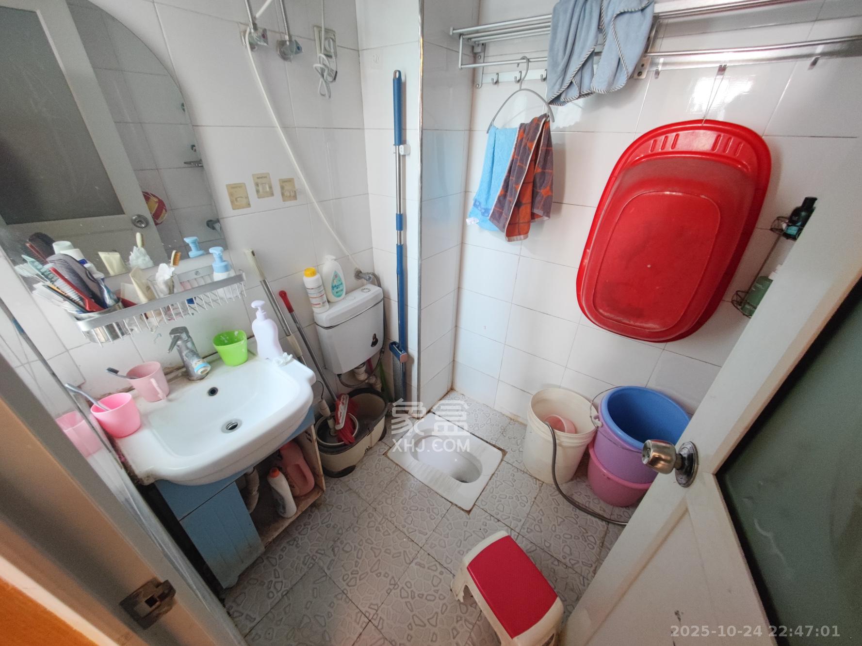 泰禹家园（彩云之翼家园一期、二期、三期）  1室1厅1卫    64.8万卫生间