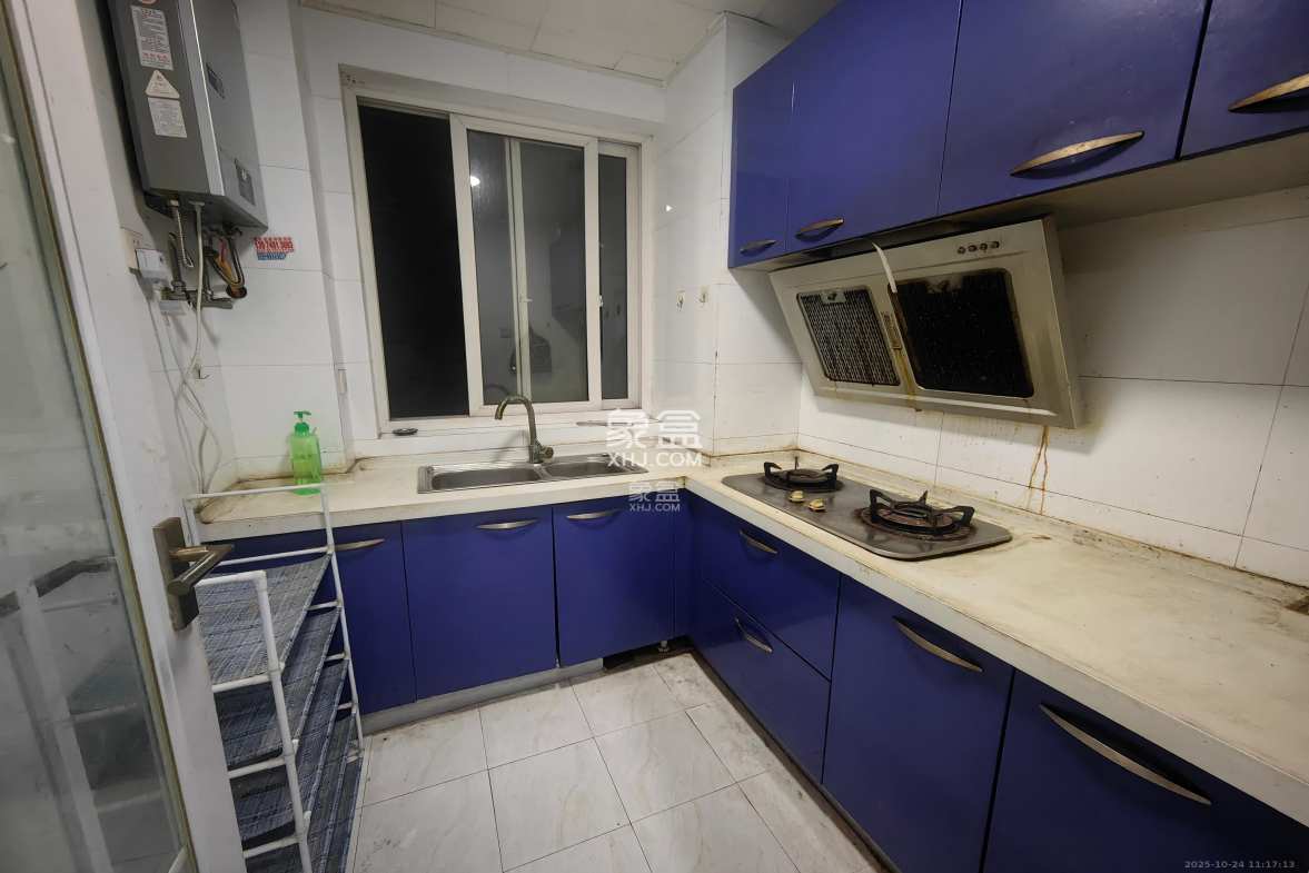 新芙蓉之都 1室1厅1卫 1600.0元/月 新芙蓉之都 1室1厅1卫 1600.0元/月室内图