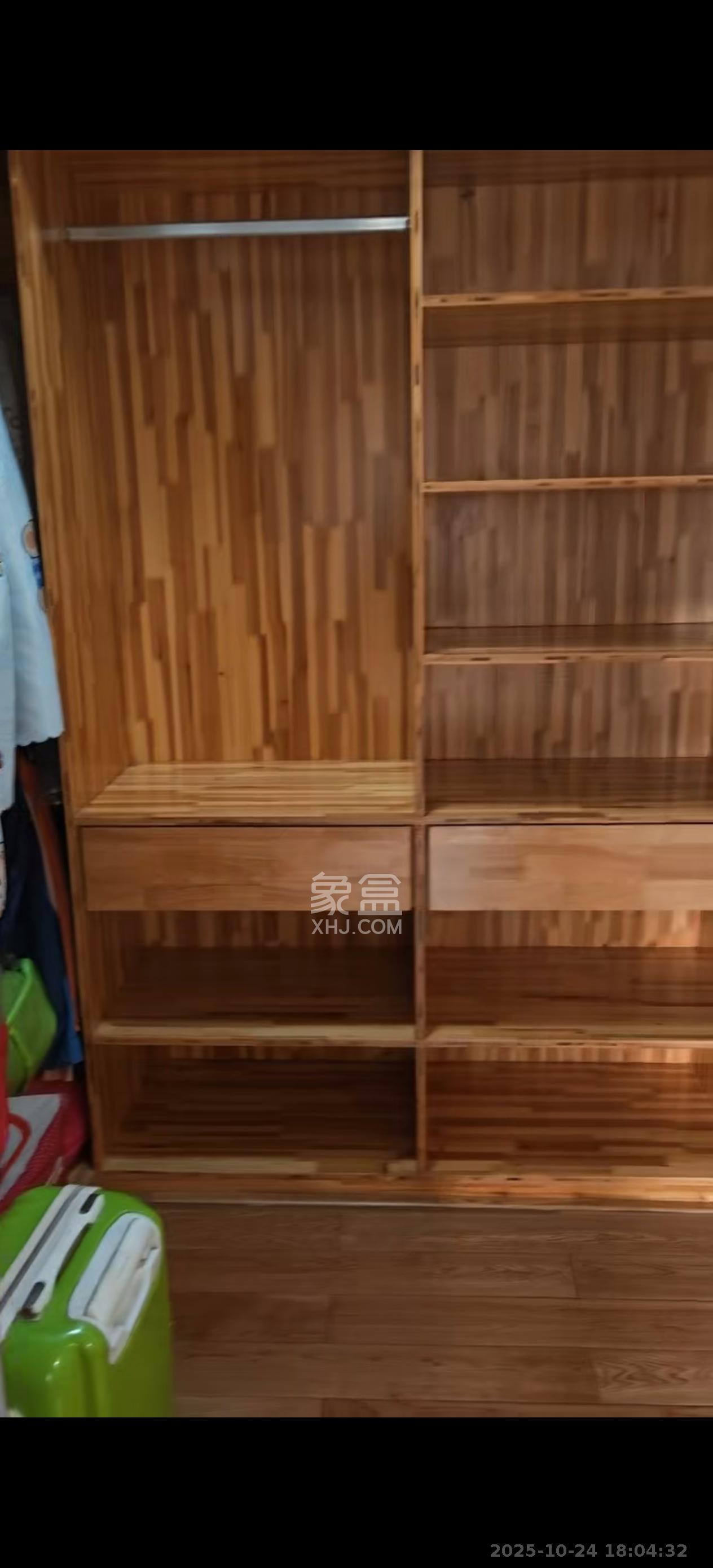 共和世家  1室1厅1卫    1300.0元/月 共和世家  1室1厅1卫    1300.0元/月室内图