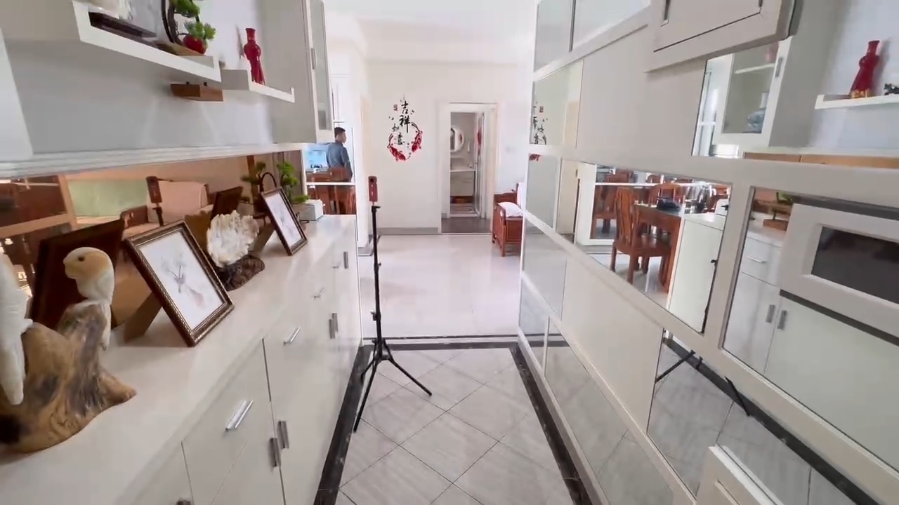 海阔天空-国瑞城一期(名仕苑) 2室2厅1卫 3800.0元/月 海阔天空-国瑞城一期(名仕苑) 2室2厅1卫 3800.0元/月室内图