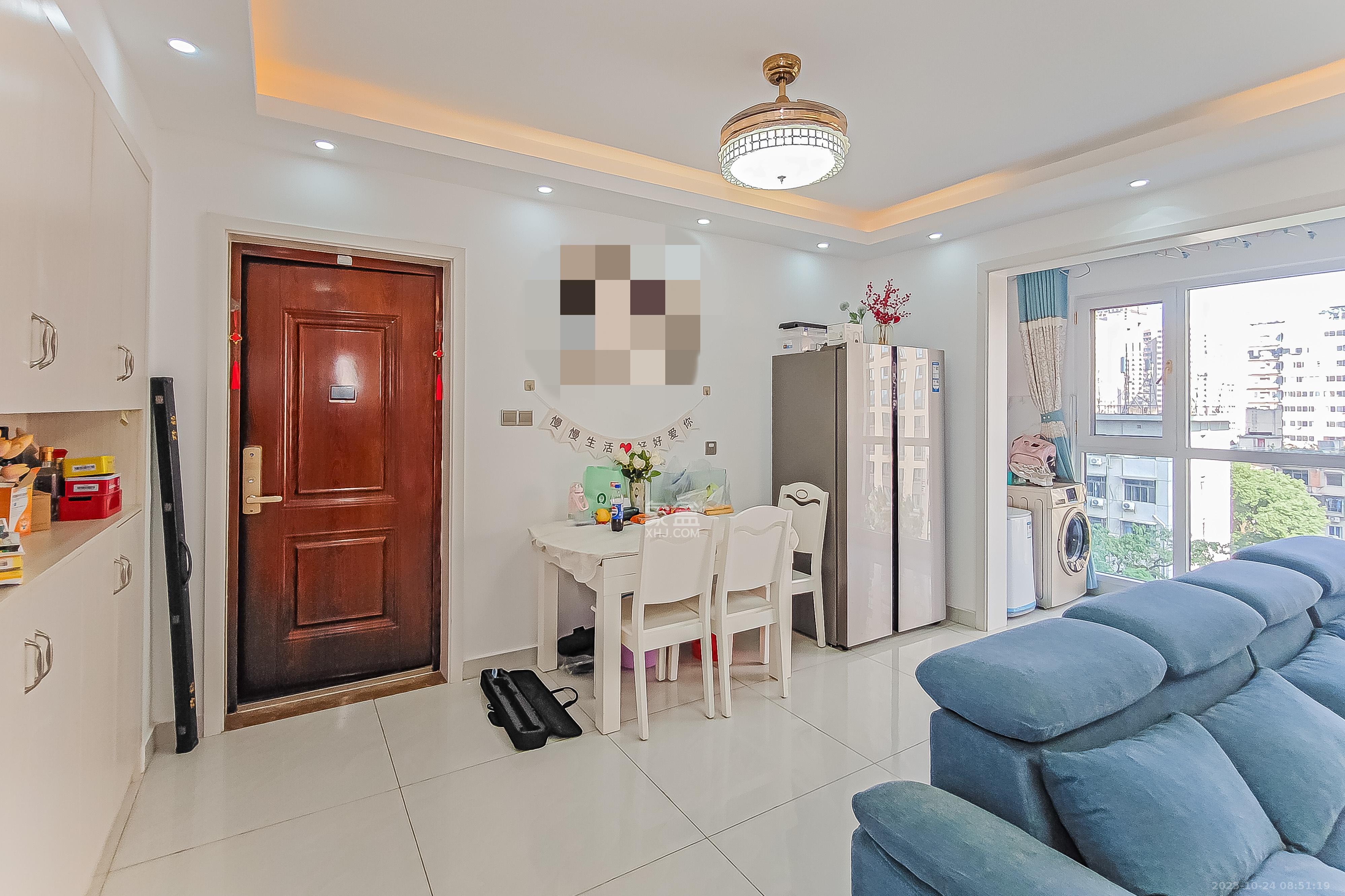 建发中央公园（建发美地）  3室2厅2卫    140.0万客厅