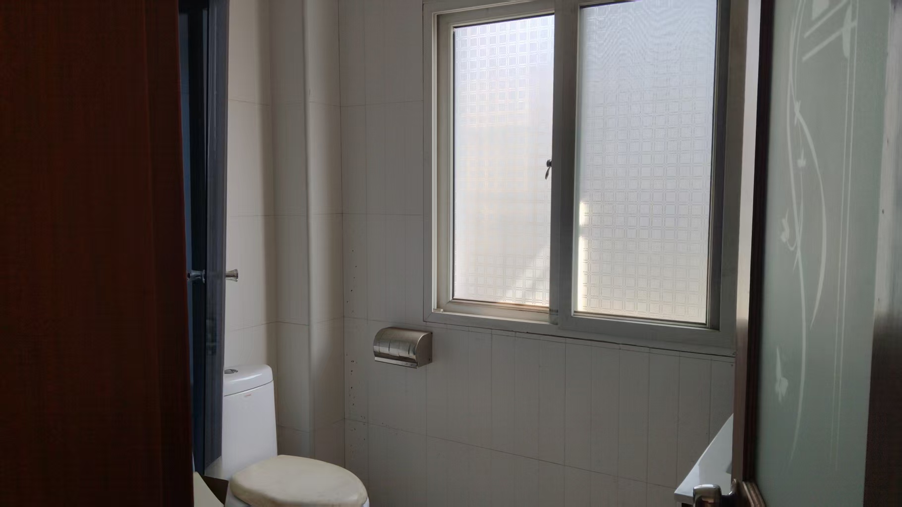 兴旺小区  4室2厅2卫    1200.0元/月户型图