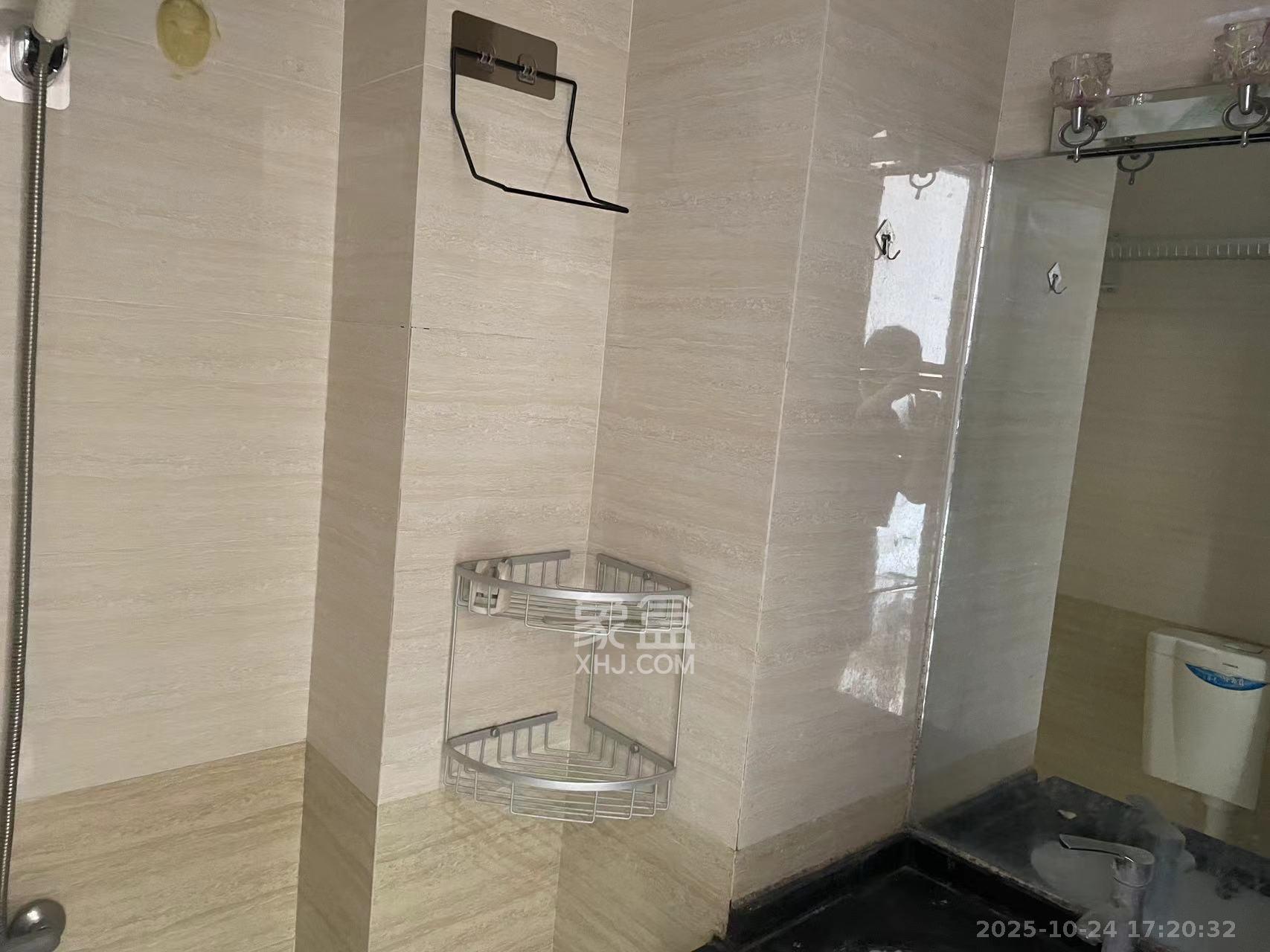 中建芙蓉工社  1室1厅1卫    1200.0元/月室内图