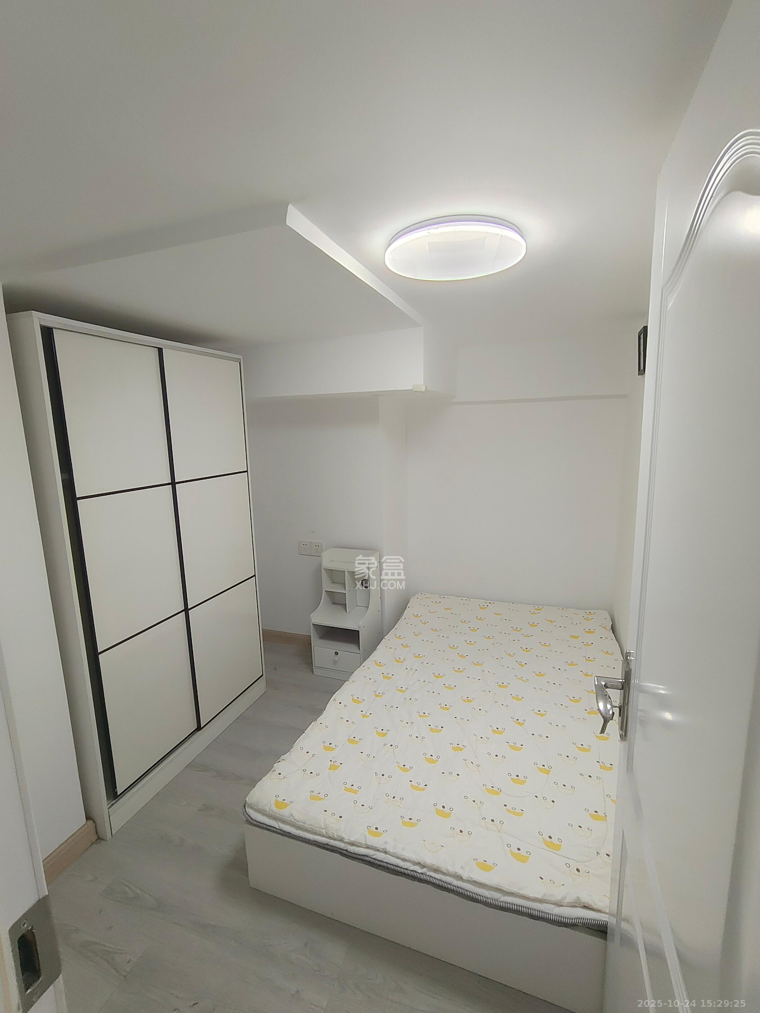 金地铂悦  2室0厅0卫    1500.0元/月室内图