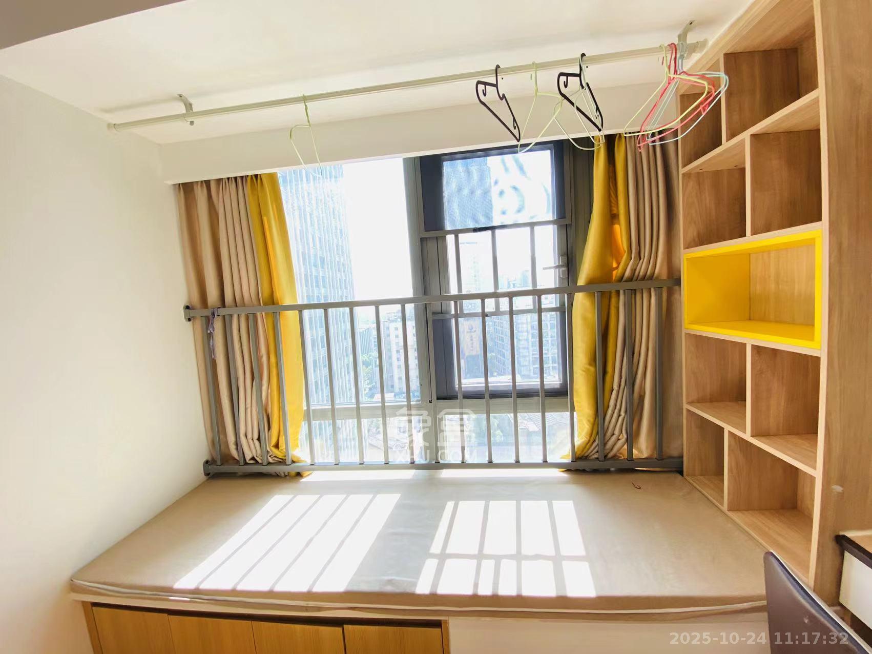 阳光城檀悦  1室1厅1卫    1800.0元/月室内图