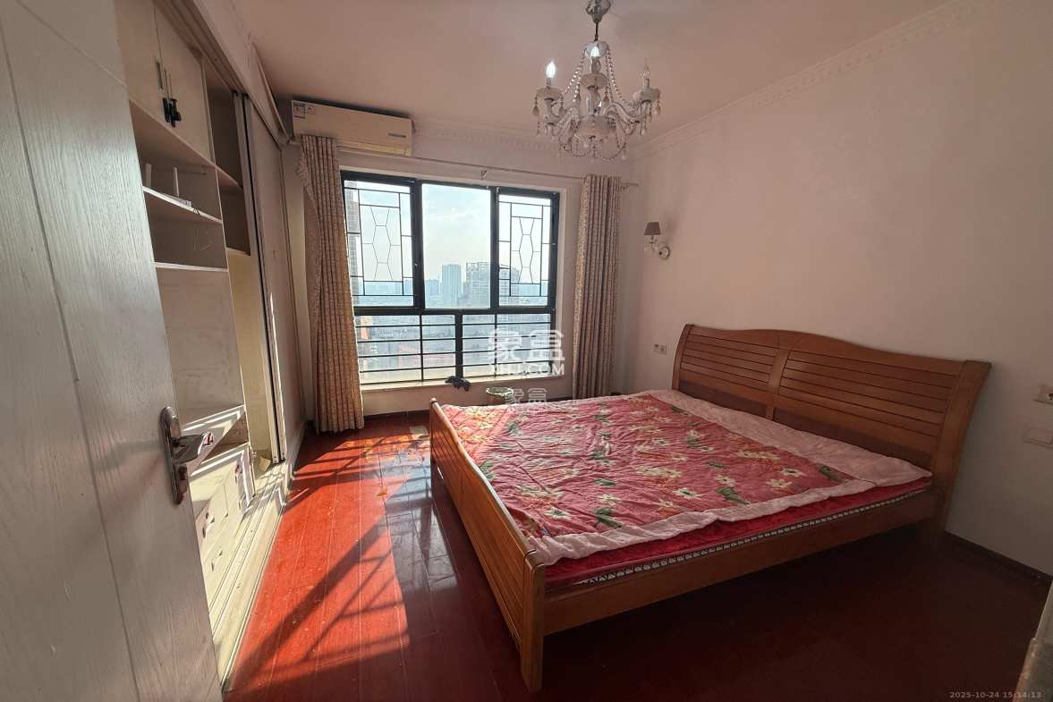 尚城  3室2厅2卫    2100.0元/月 尚城  3室2厅2卫    2100.0元/月室内图