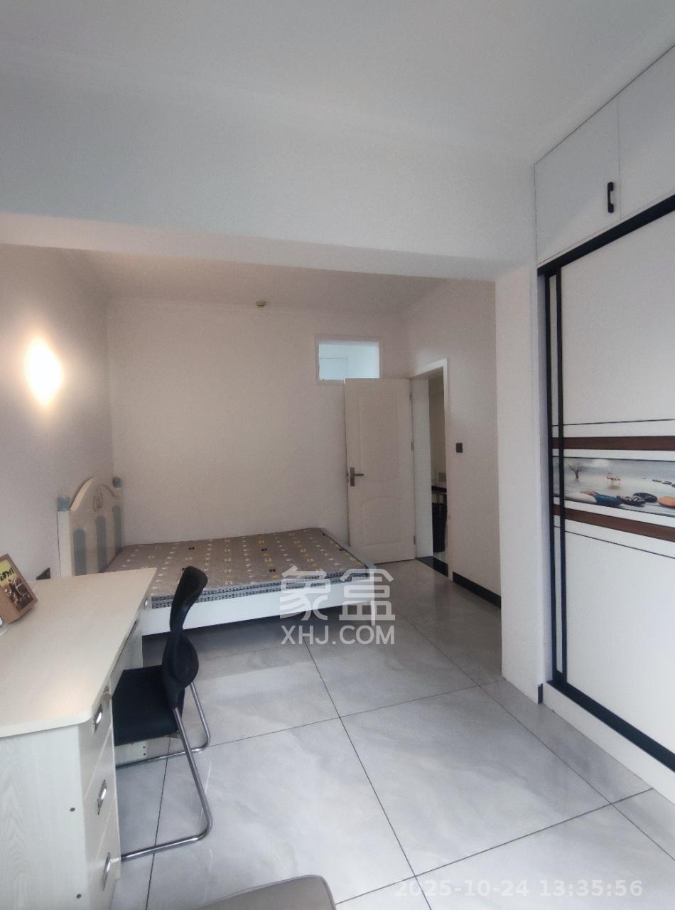 怡海星城  1室0厅0卫    1500.0元/月室内图