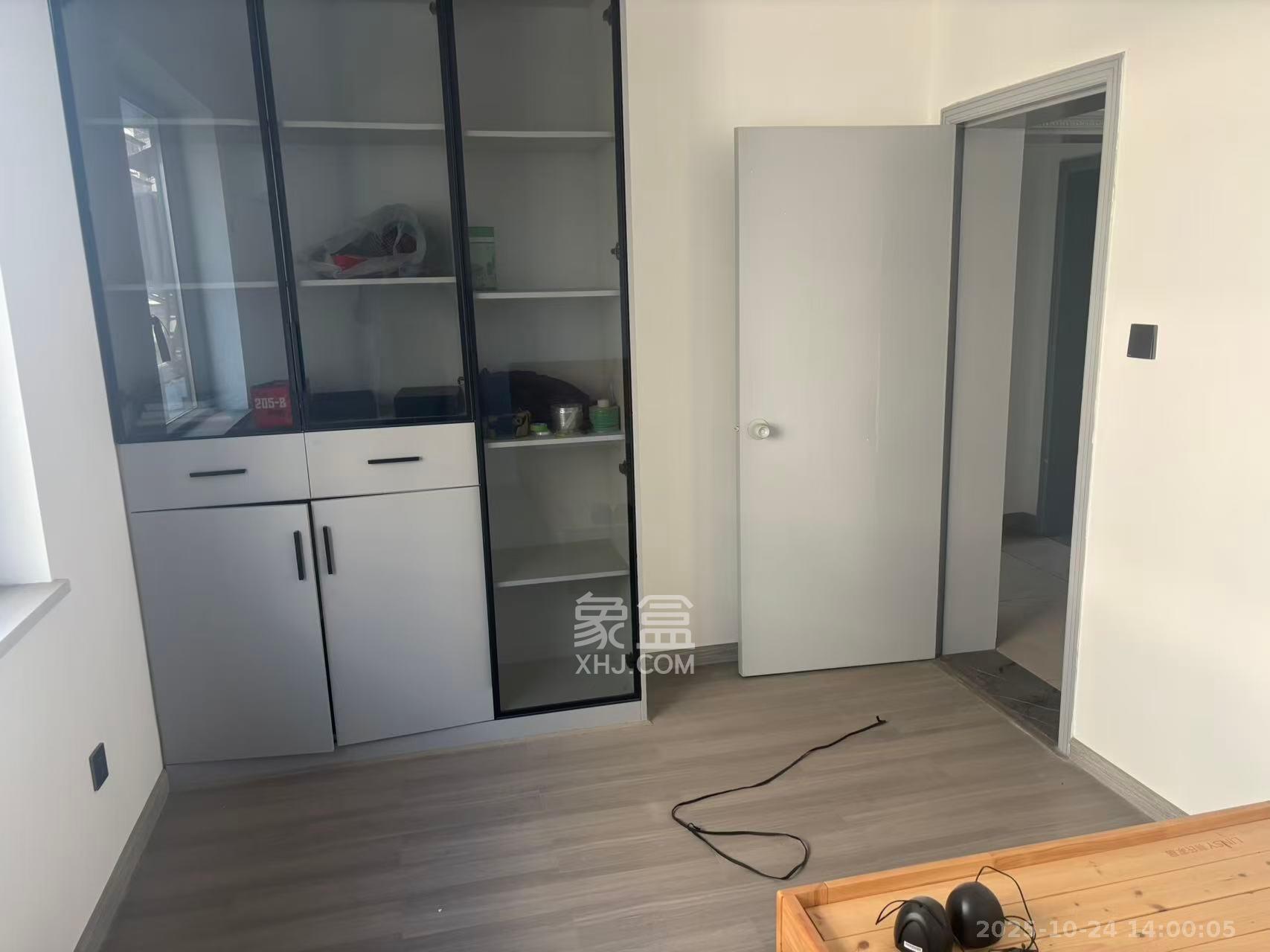 海威大厦  2室2厅2卫    2000.0元/月室内图