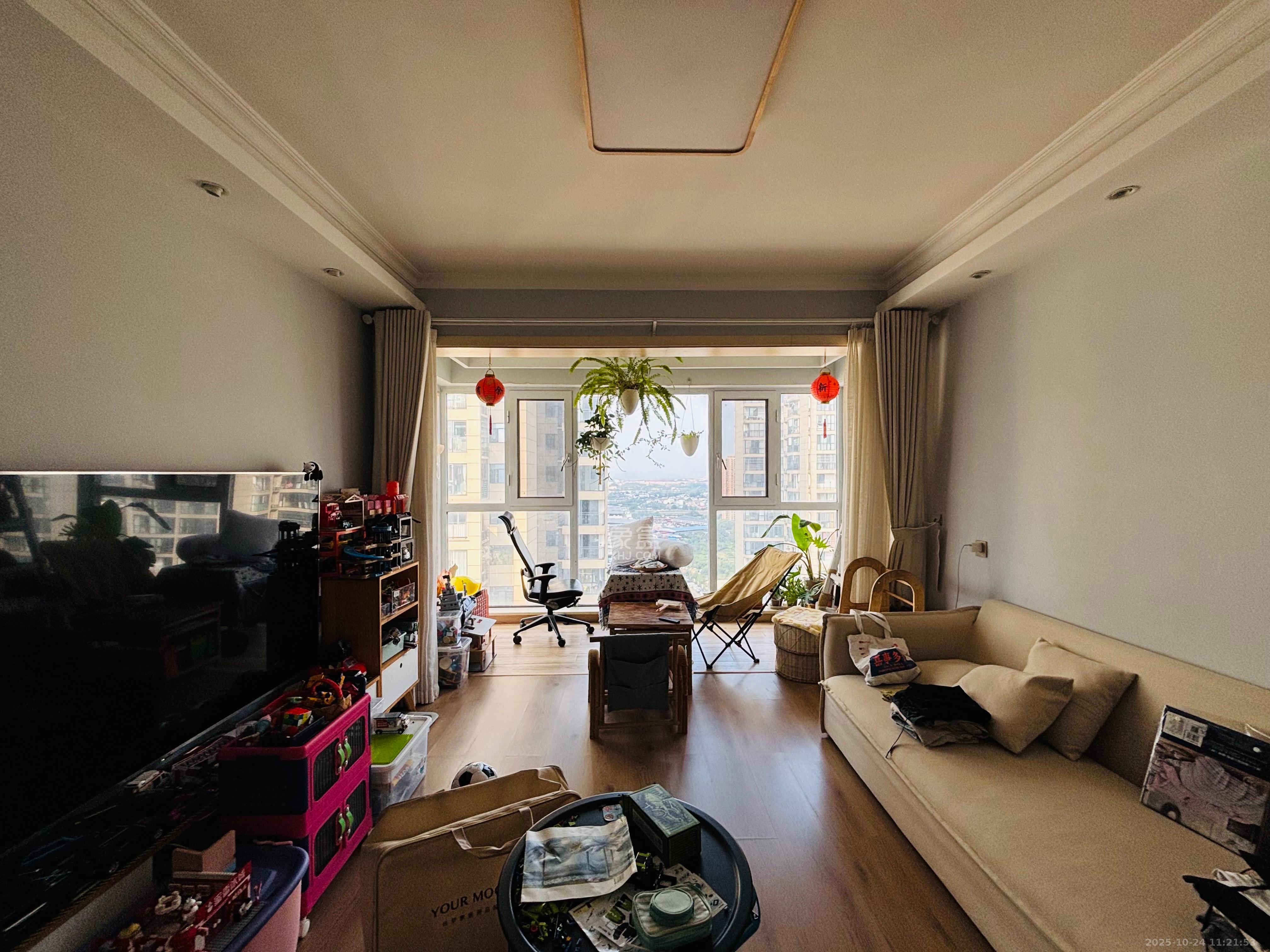 和悦城(蟠龙景苑) 3室2厅2卫 2300.0元/月 和悦城(蟠龙景苑) 3室2厅2卫 2300.0元/月室内图