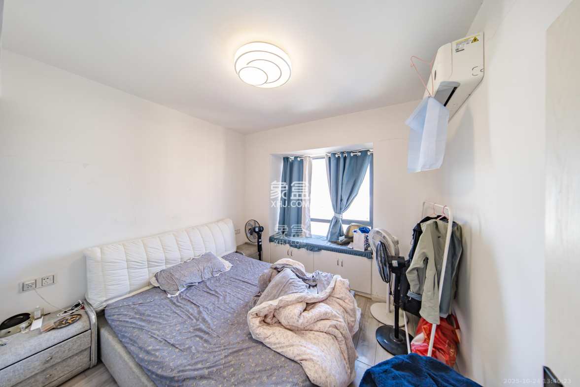 兰亭湾畔 3室2厅1卫 83.0万 兰亭湾畔 3室2厅1卫 83.0万卧室