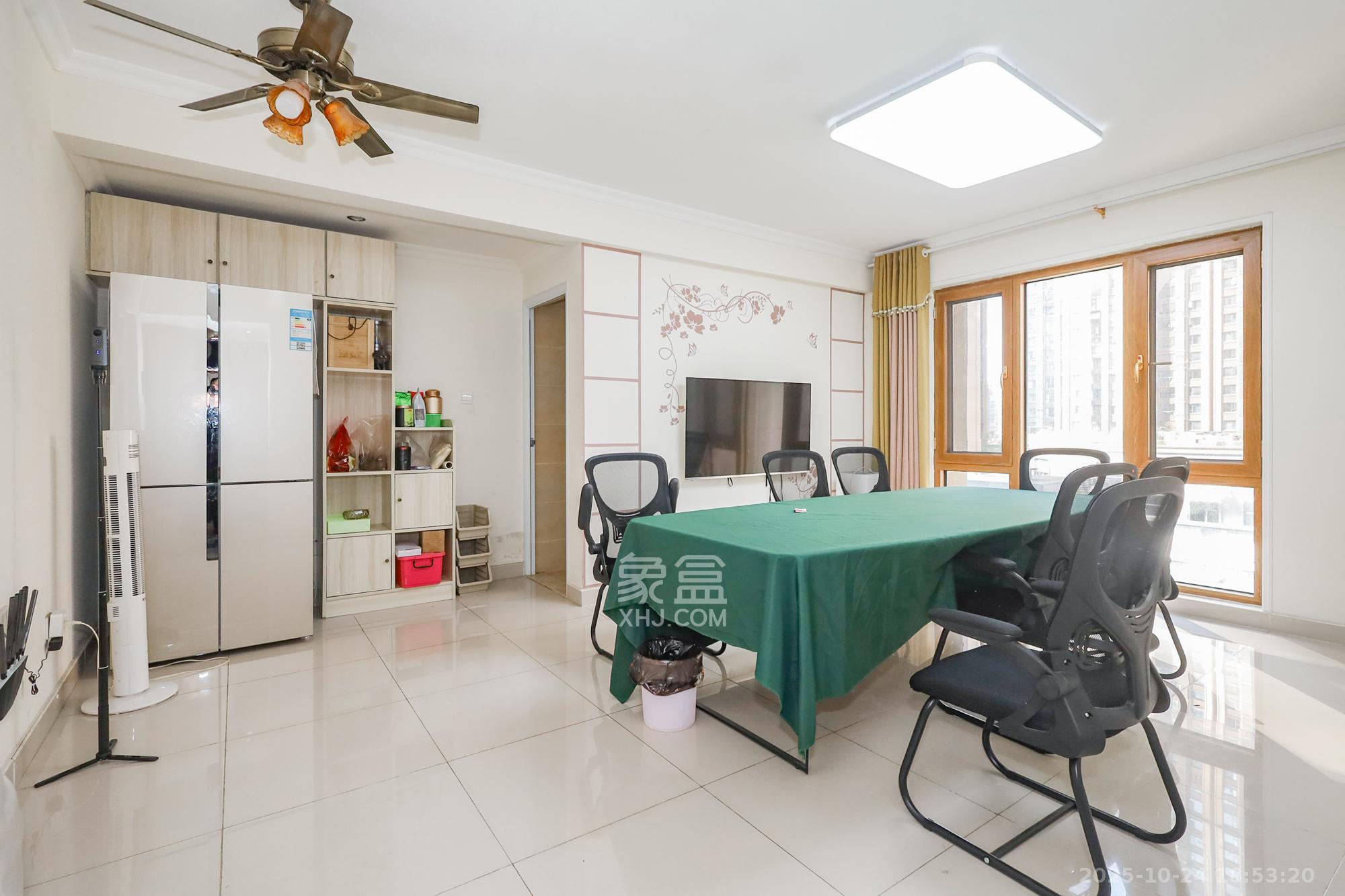 协信星澜汇 3室2厅1卫 98.0万 协信星澜汇 3室2厅1卫 98.0万客厅