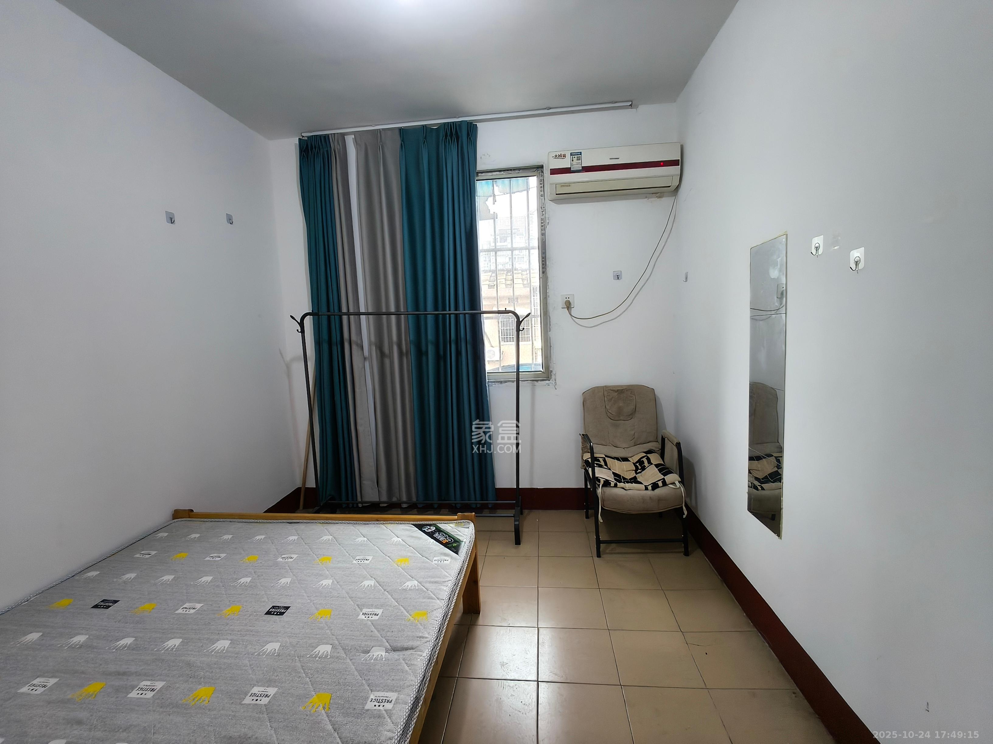 桂花二村 3室1厅1卫 1300.0元/月 桂花二村 3室1厅1卫 1300.0元/月室内图