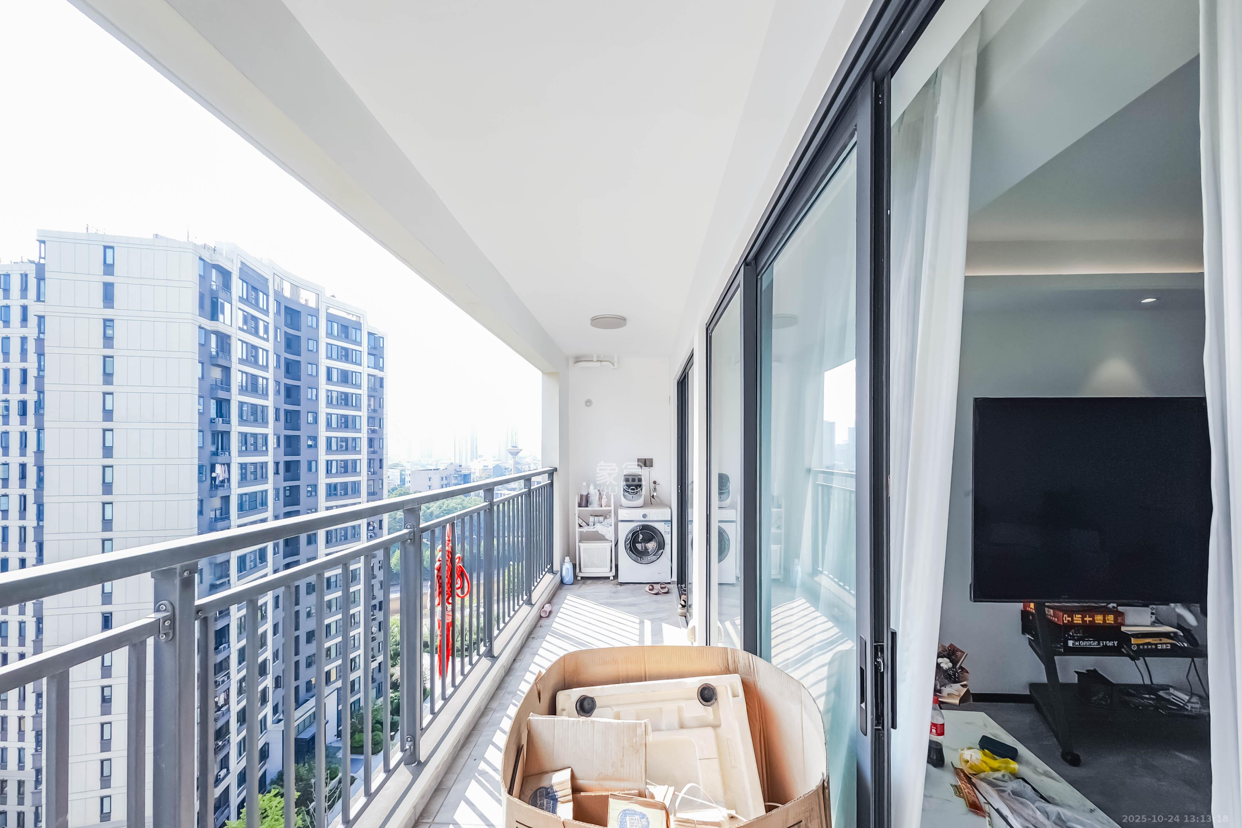 金茂越秀雨花金茂智慧科学城  4室2厅2卫    138.0万其他