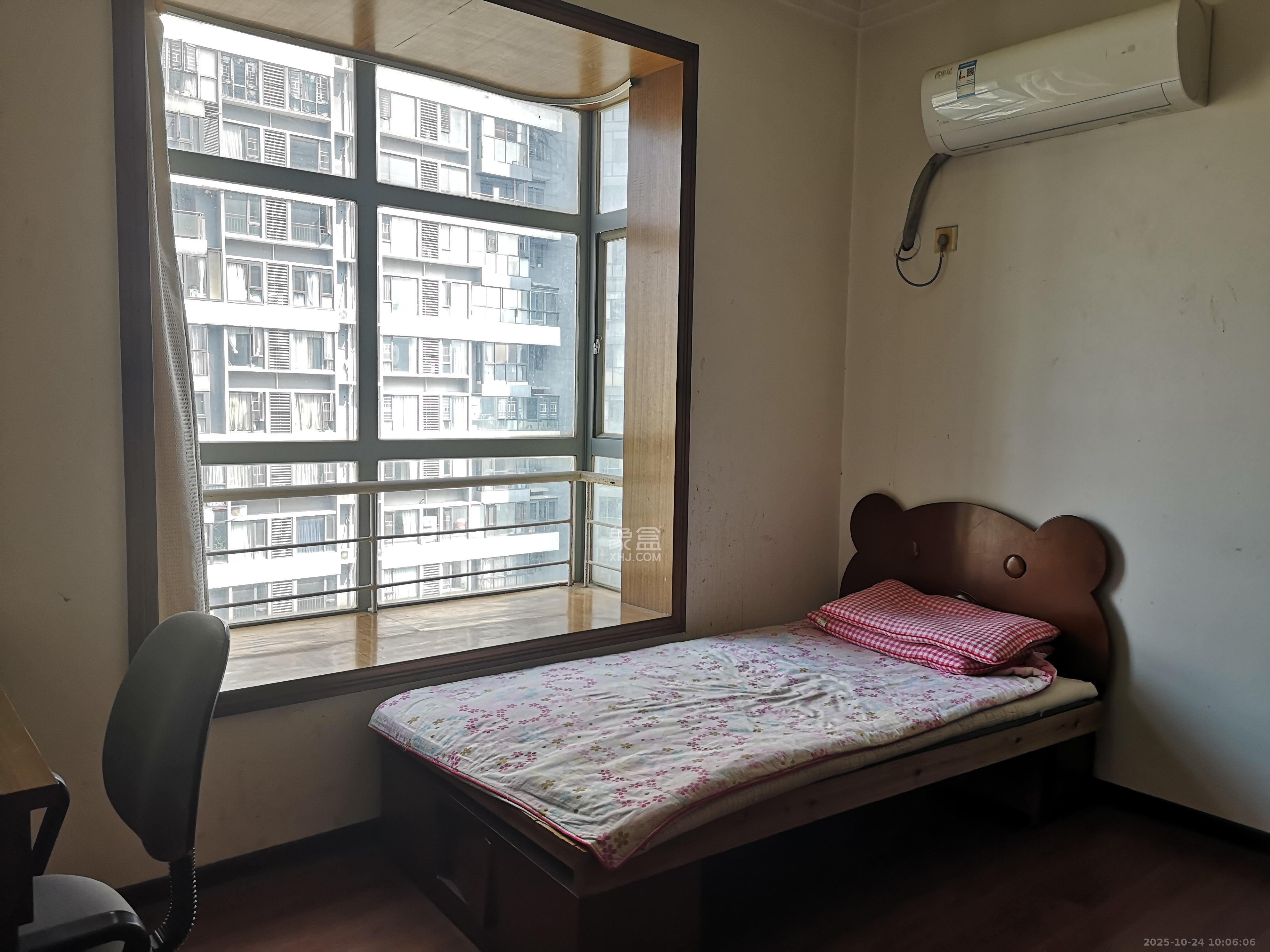 沁园春  3室2厅2卫    2700.0元/月 沁园春  3室2厅2卫    2700.0元/月室内图