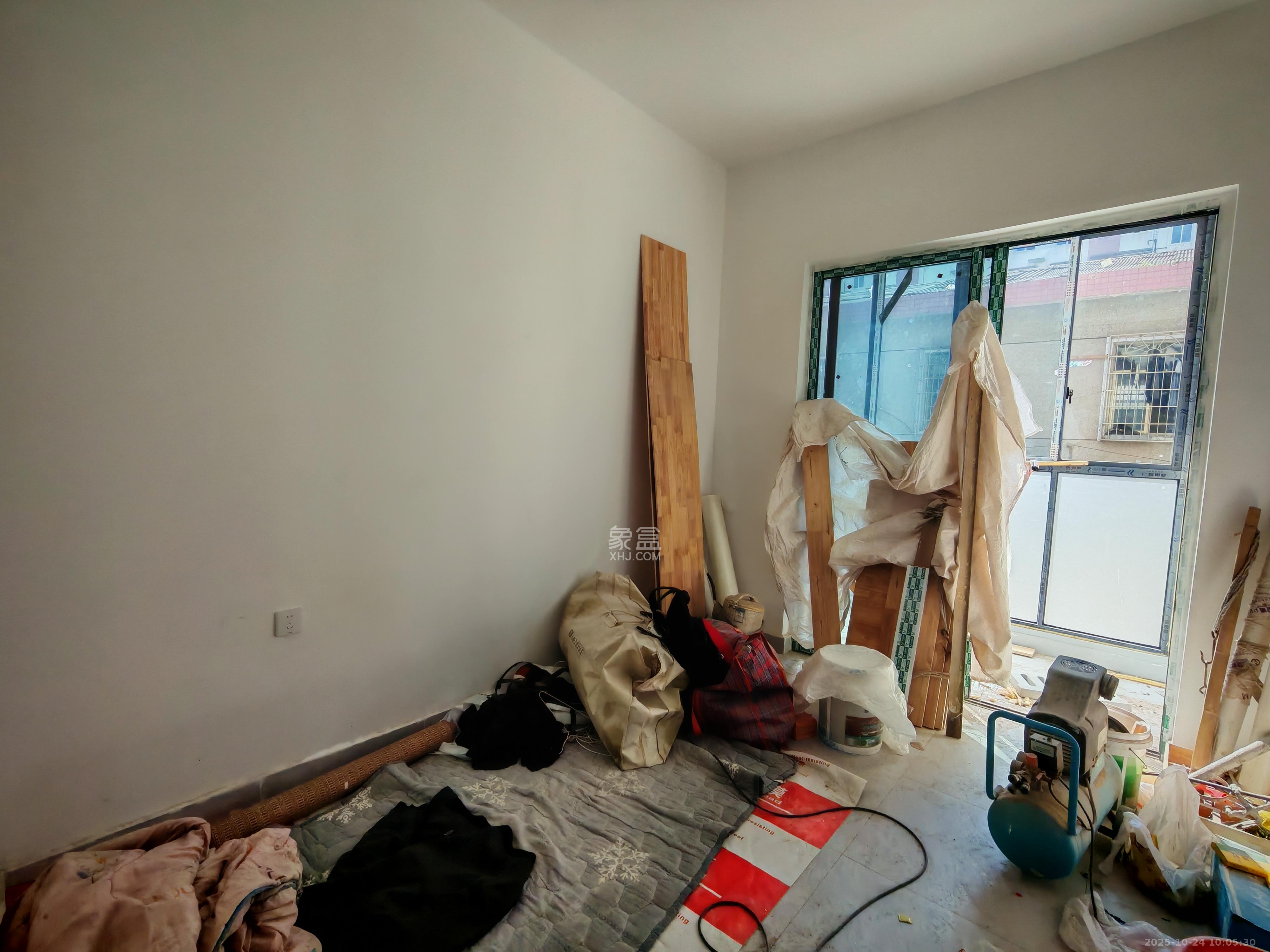 湖开小区（湖南开关厂宿舍）/南大桥社区  2室2厅1卫    1800.0元/月室内图