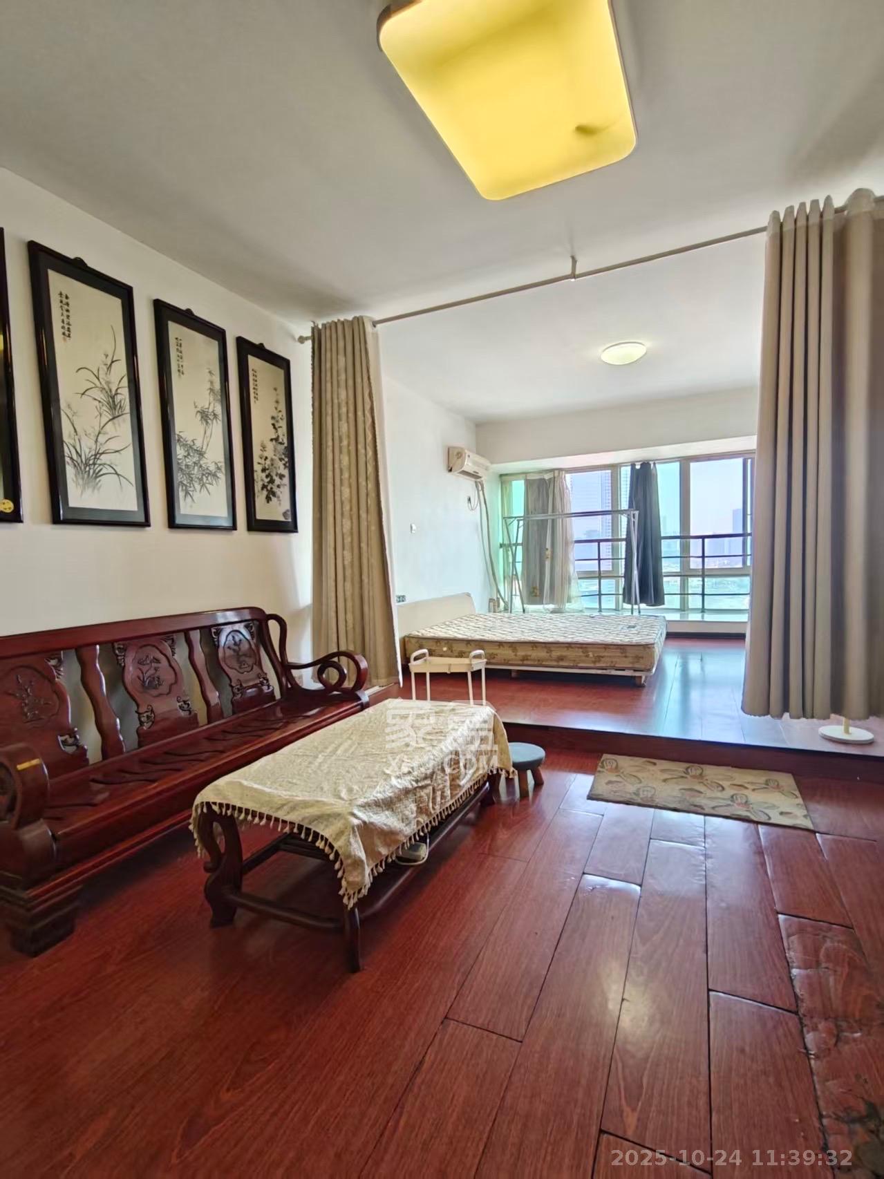 几米空间  1室1厅1卫    1300.0元/月 几米空间  1室1厅1卫    1300.0元/月