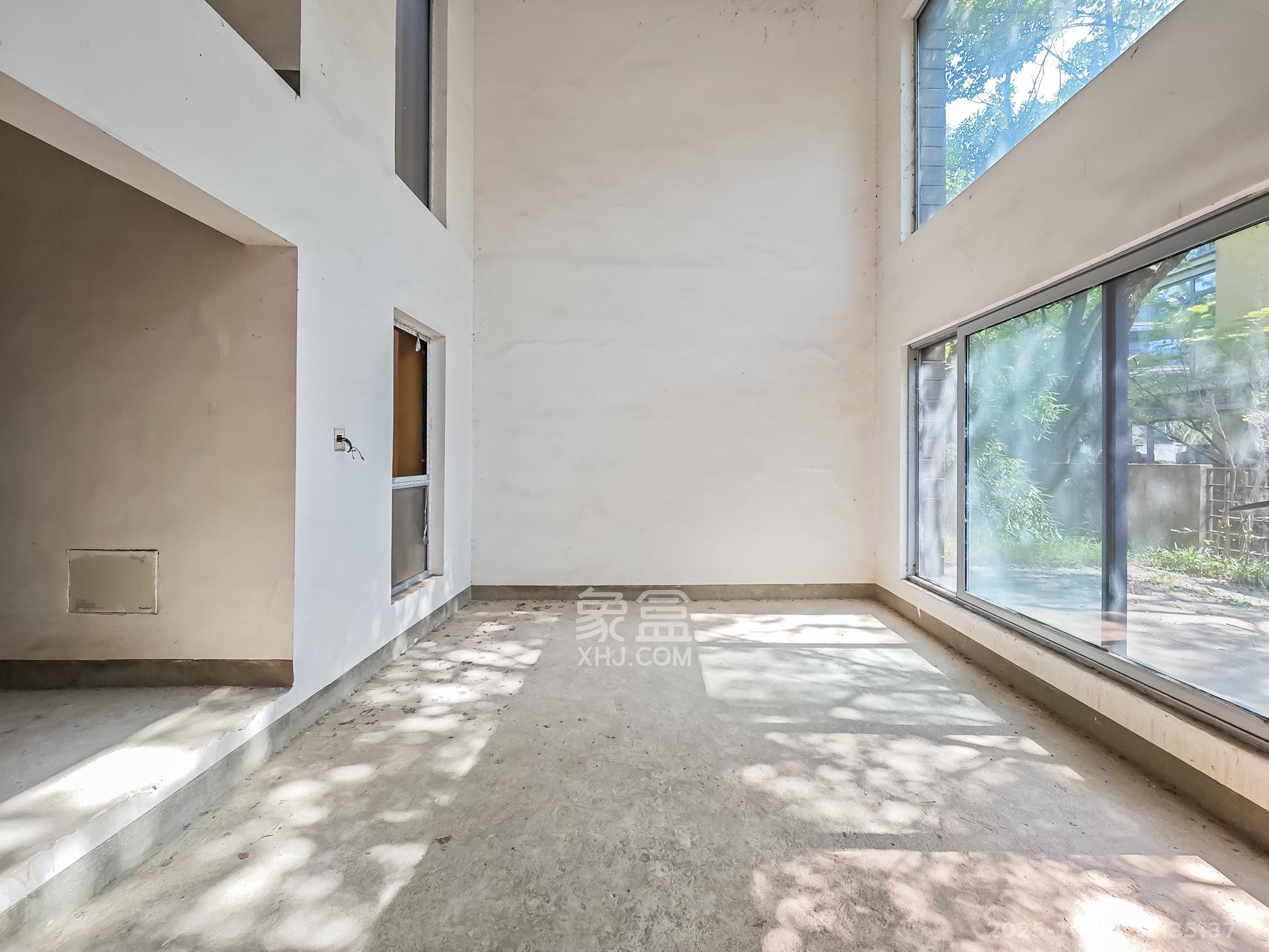 湘江壹号一二三期(创远湘江壹号)  5室2厅4卫    720.0万 湘江壹号一二三期(创远湘江壹号)  5室2厅4卫    720.0万