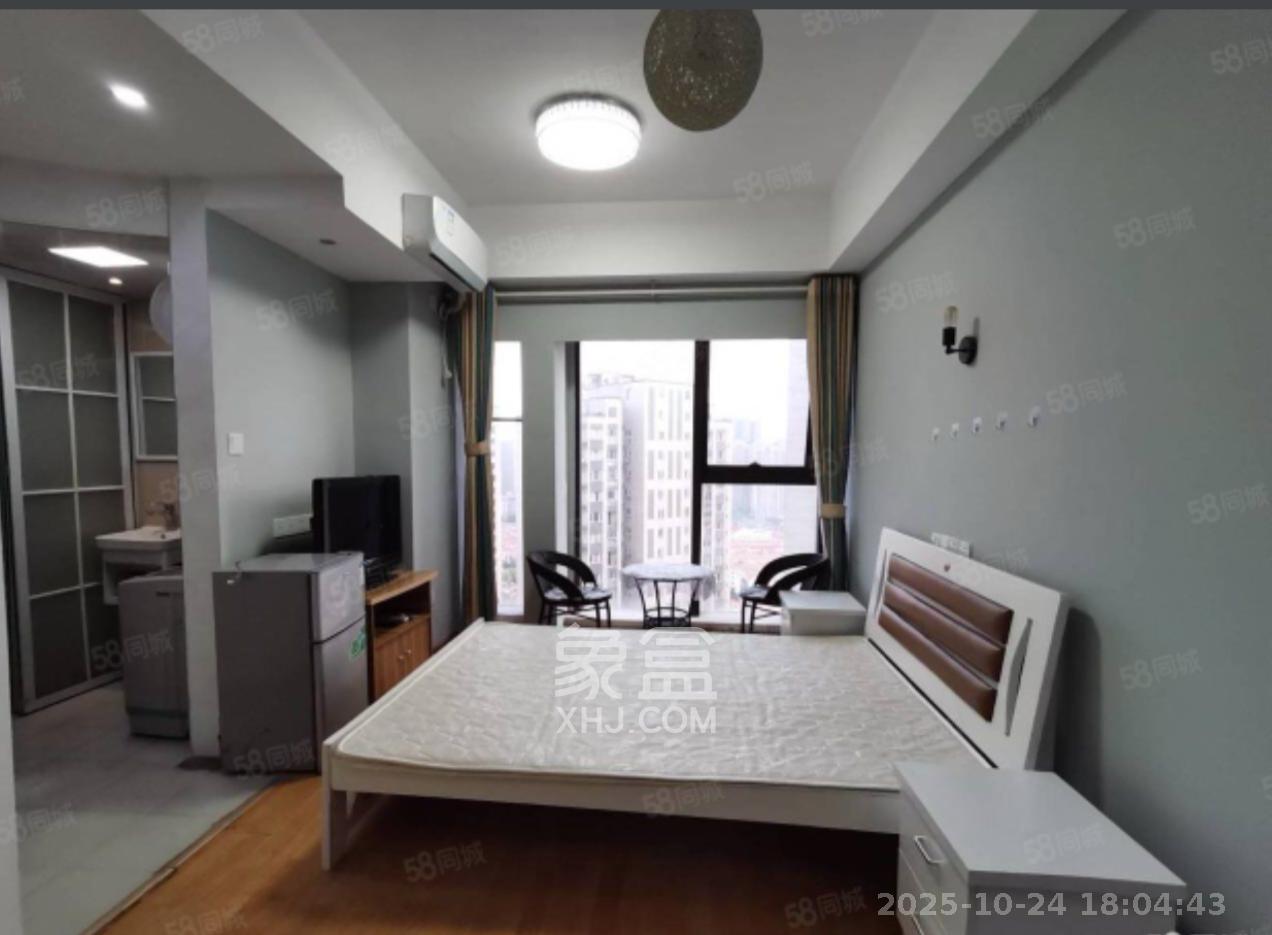 当代滨江MOMA 1室1厅1卫 1350.0元/月 当代滨江MOMA 1室1厅1卫 1350.0元/月室内图