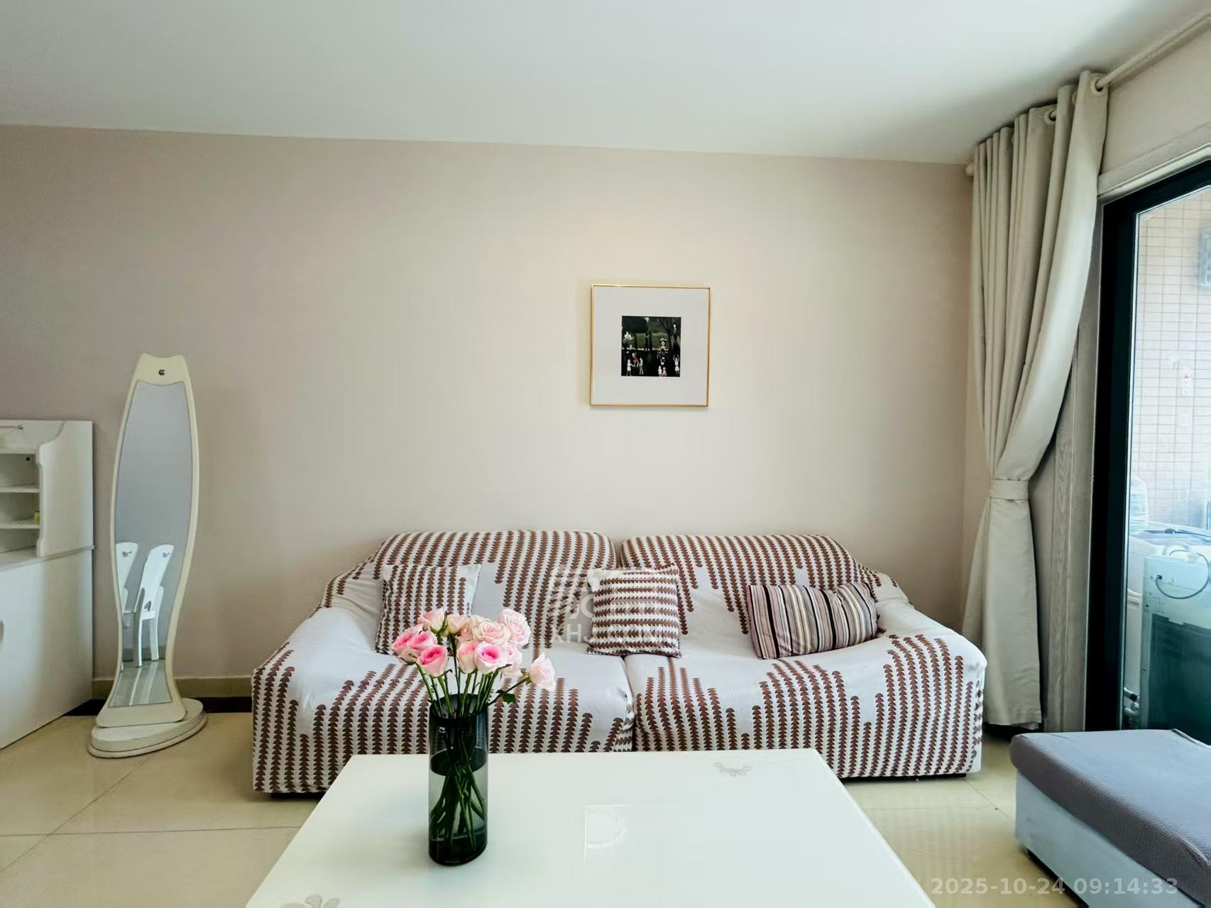 万博汇  2室2厅1卫    2800.0元/月 万博汇  2室2厅1卫    2800.0元/月