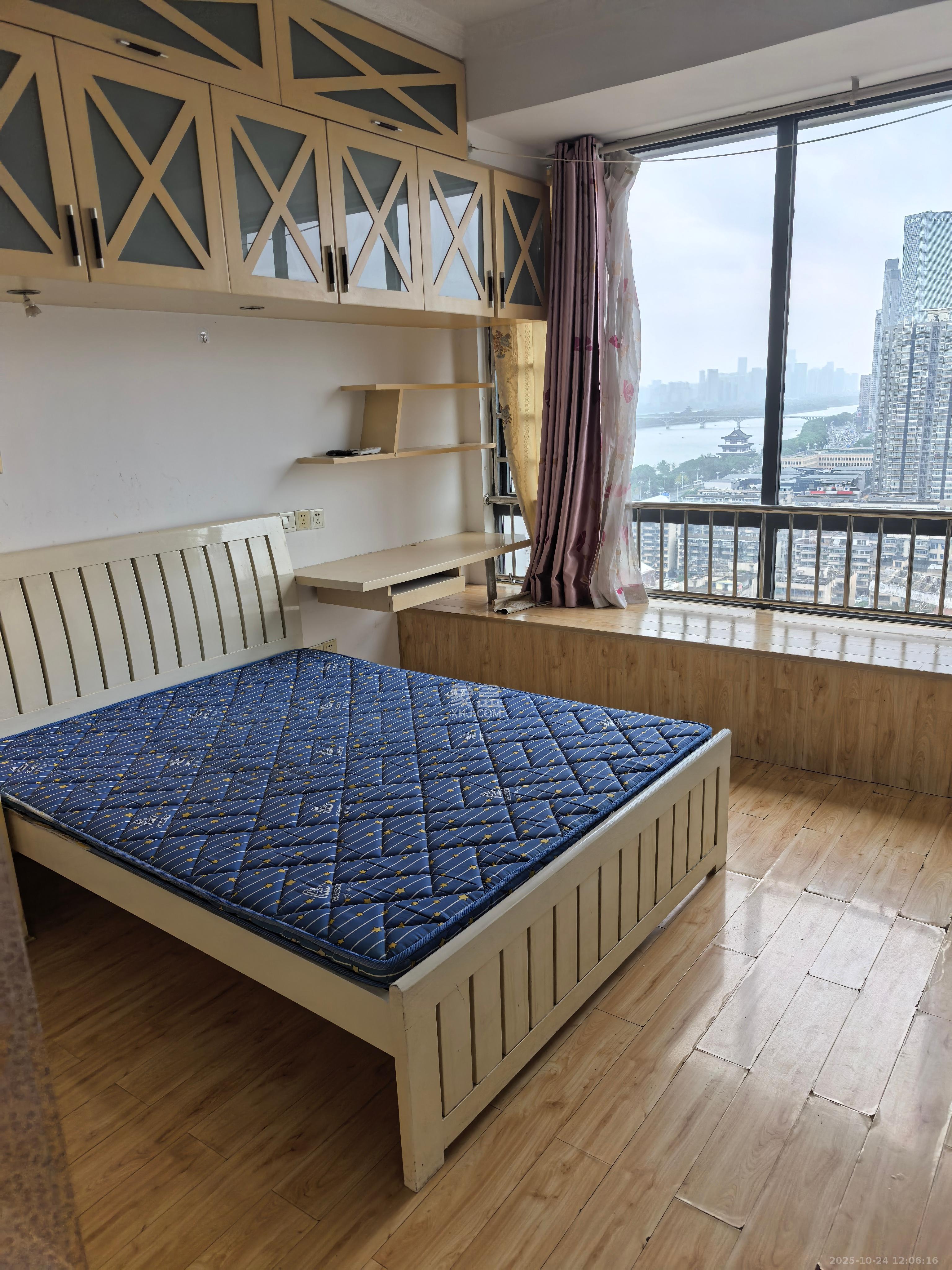 书院观邸  1室1厅1卫    1800.0元/月 书院观邸  1室1厅1卫    1800.0元/月室内图