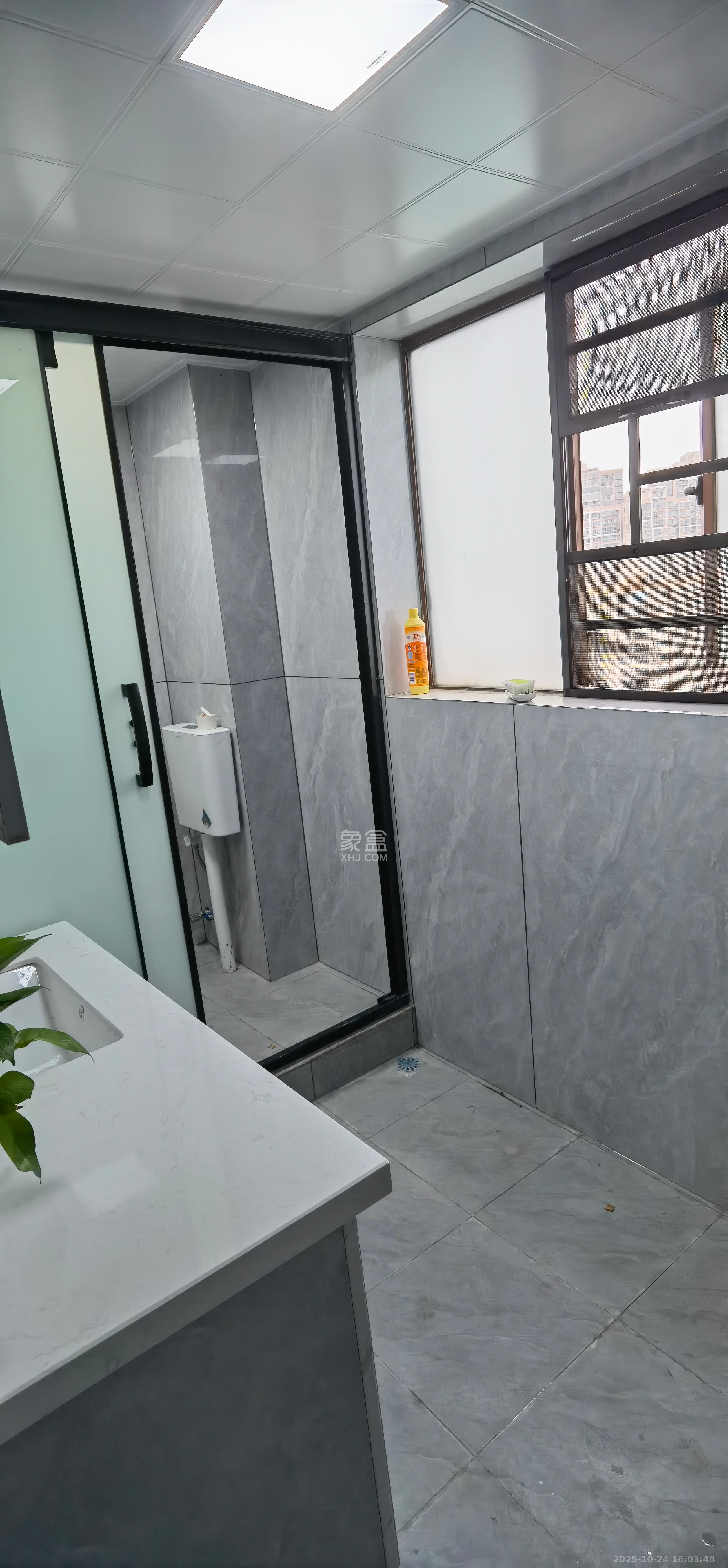 工贸大厦  3室2厅1卫    3400.0元/月 工贸大厦  3室2厅1卫    3400.0元/月室内图