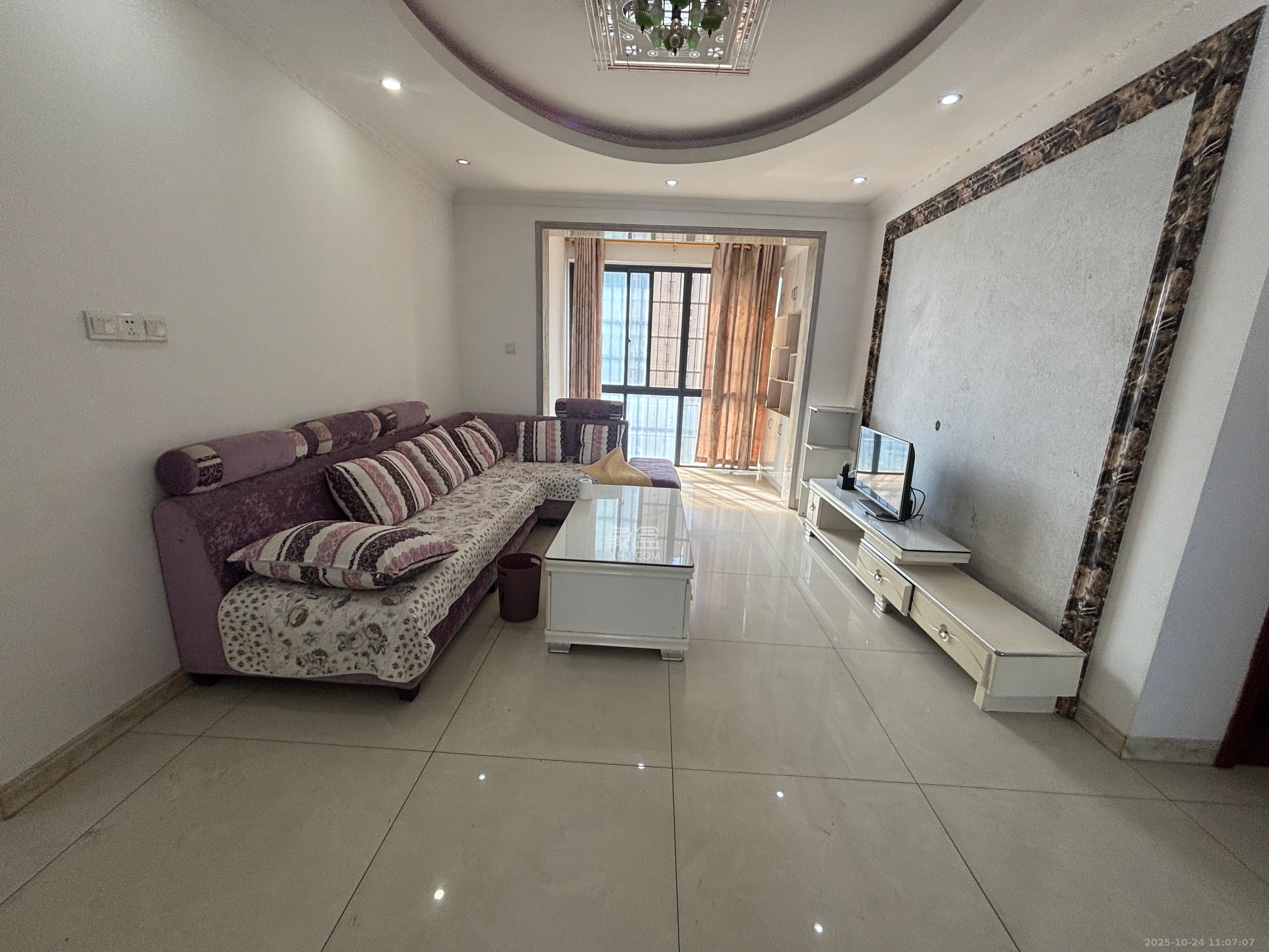 光明城市（星辰青年城）  3室2厅1卫    1850.0元/月