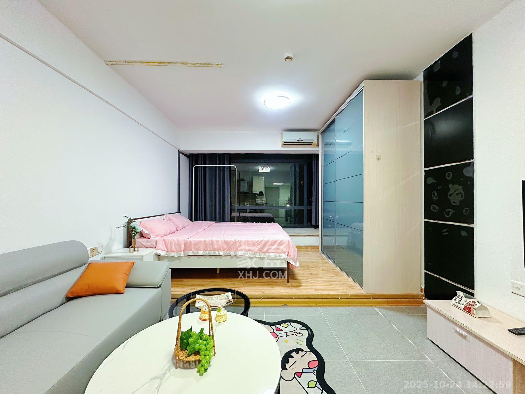 三万英尺  1室1厅1卫    2000.0元/月 三万英尺  1室1厅1卫    2000.0元/月室内图