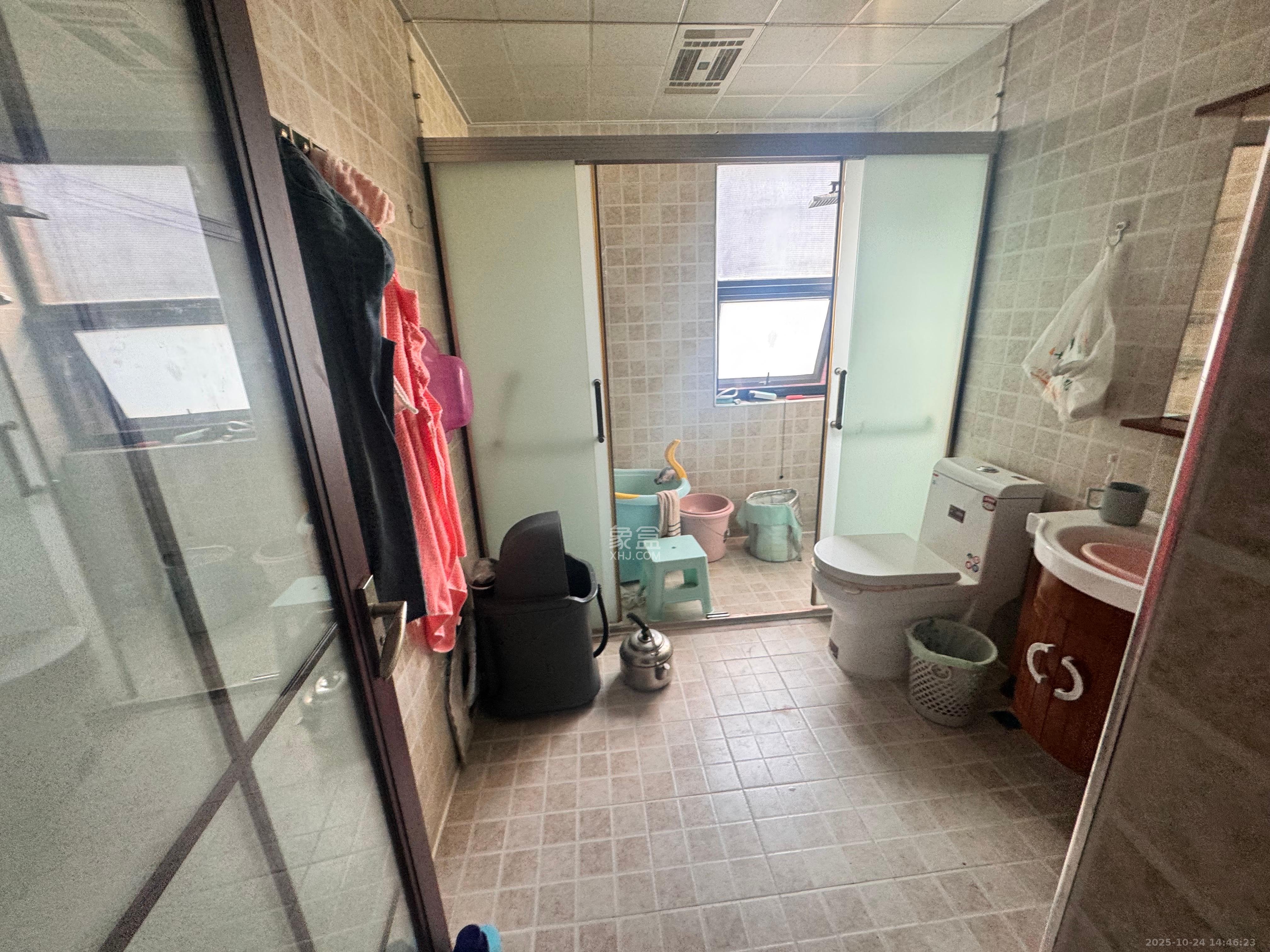 茂华国际湘  4室2厅2卫    5000.0元/月 茂华国际湘  4室2厅2卫    5000.0元/月室内图