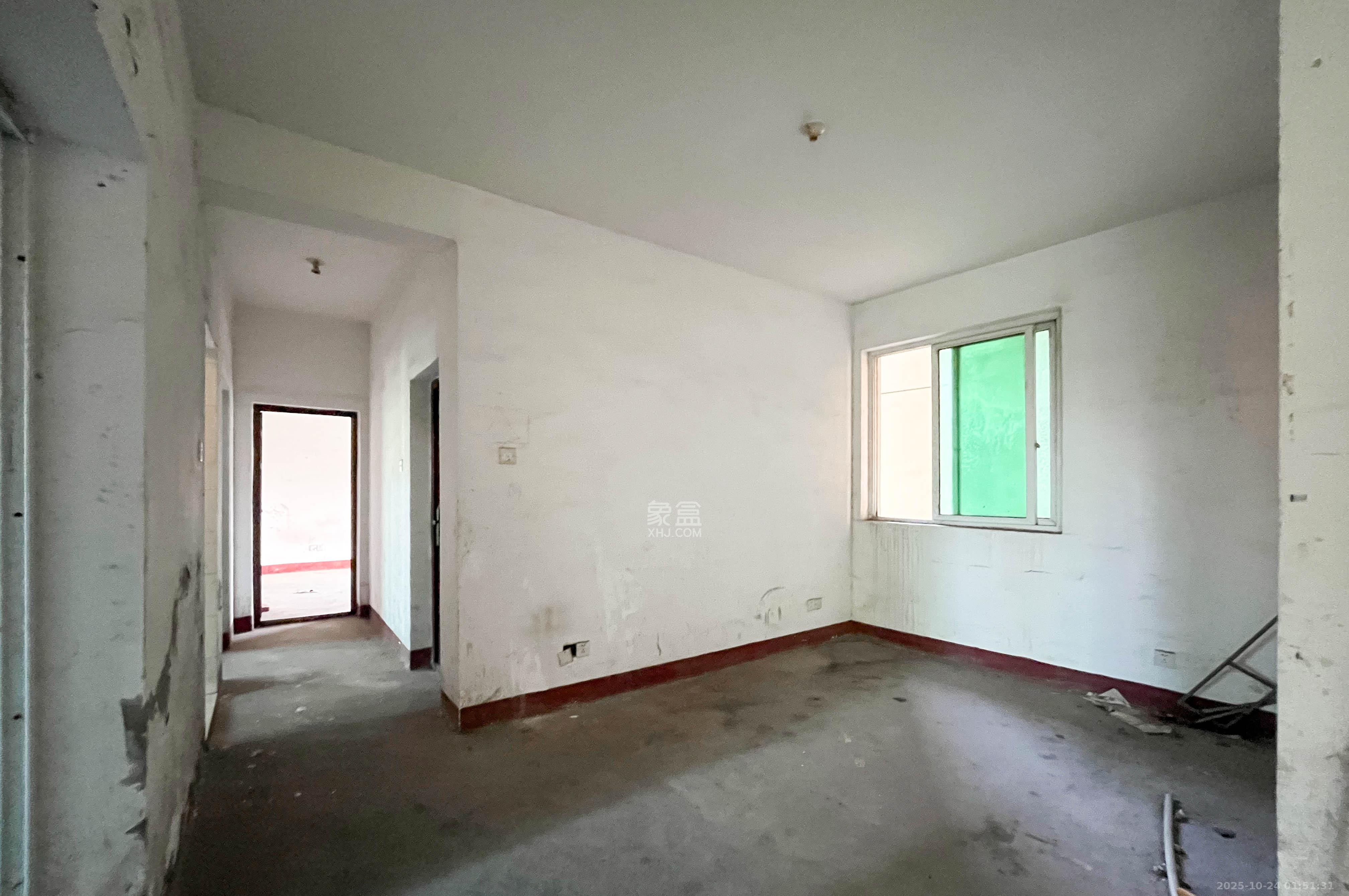 麓谷加州阳光  3室2厅2卫    85.0万 麓谷加州阳光  3室2厅2卫    85.0万其他