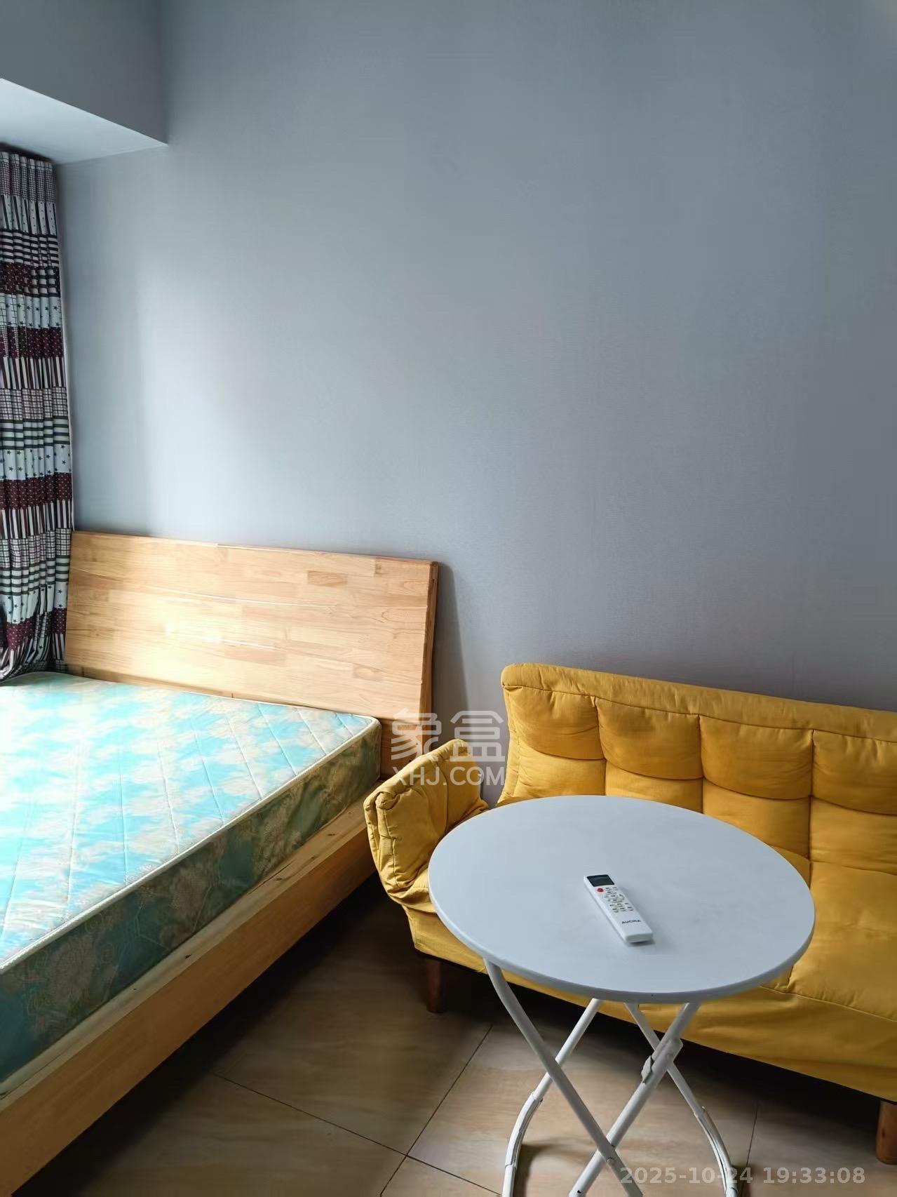 中建芙蓉工社  1室1厅1卫    1000.0元/月室内图