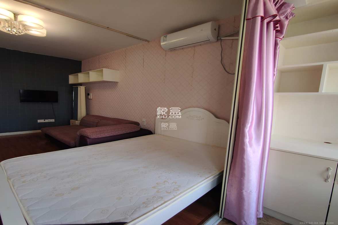 上峰苑(兰亭玥岛)  1室0厅1卫    1500.0元/月 上峰苑(兰亭玥岛)  1室0厅1卫    1500.0元/月室内图