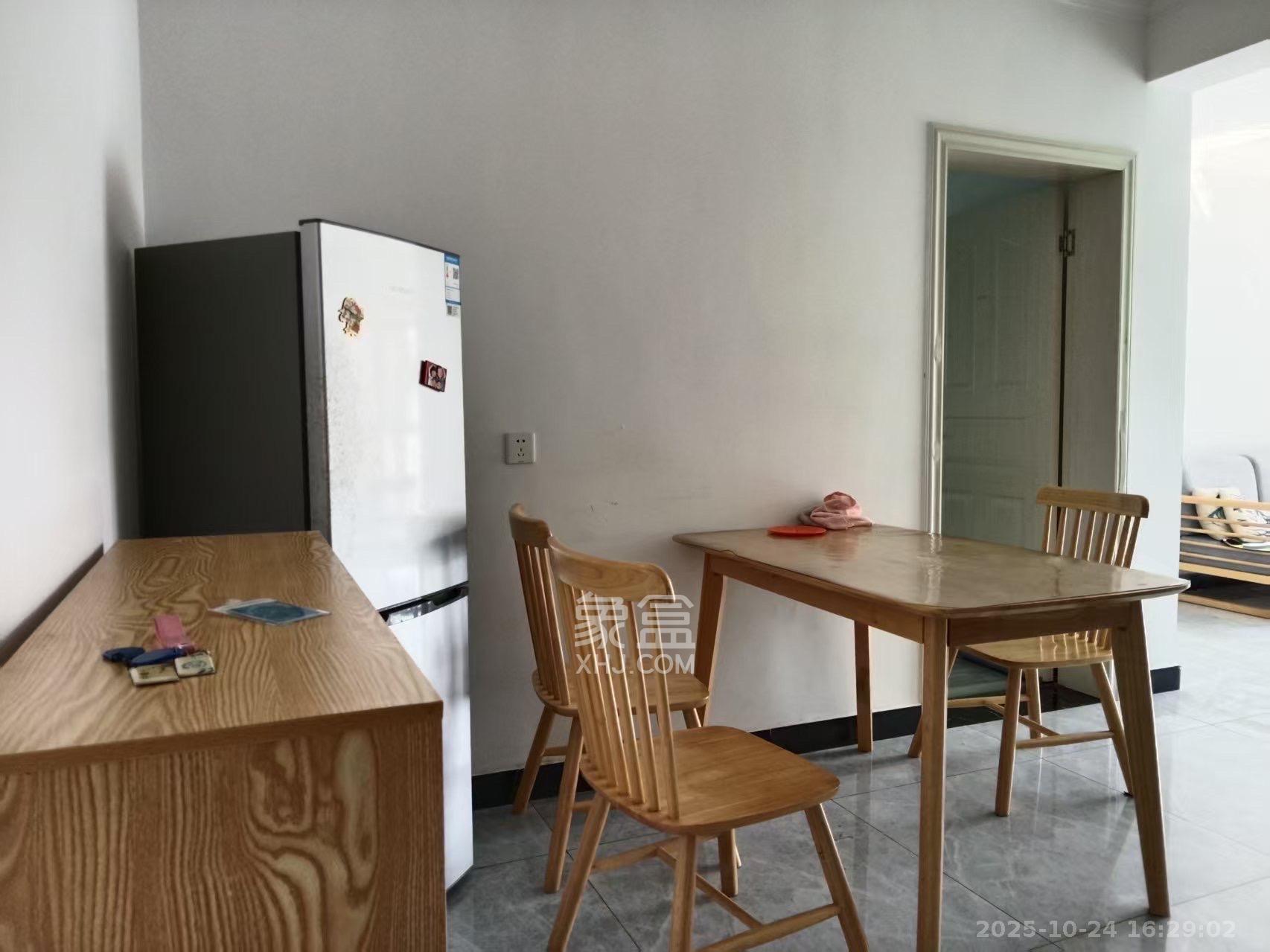 碧湘佳苑  2室1厅1卫    4000.0元/月室内图