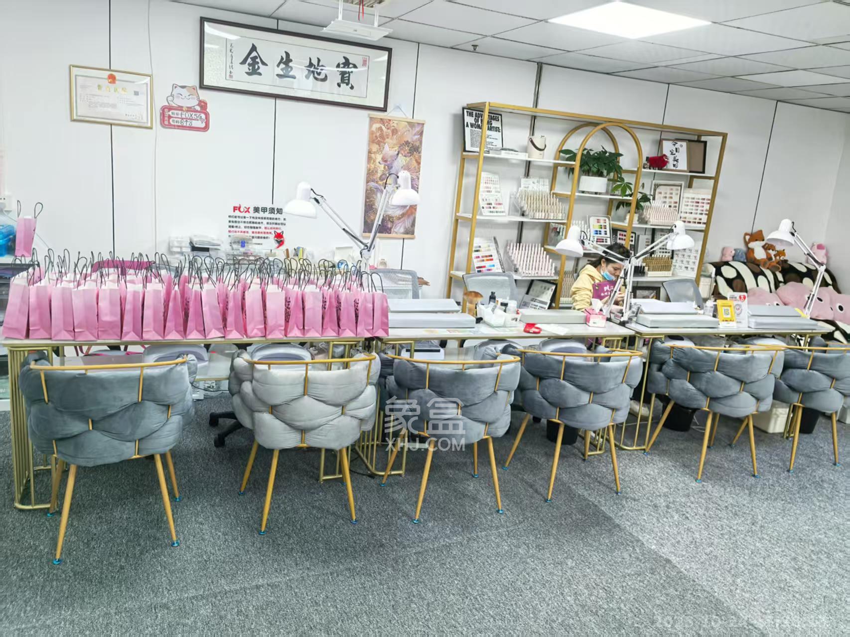 北辰三角洲B1E1区 1室1厅1卫 4000.0元/月 北辰三角洲B1E1区 1室1厅1卫 4000.0元/月室内图