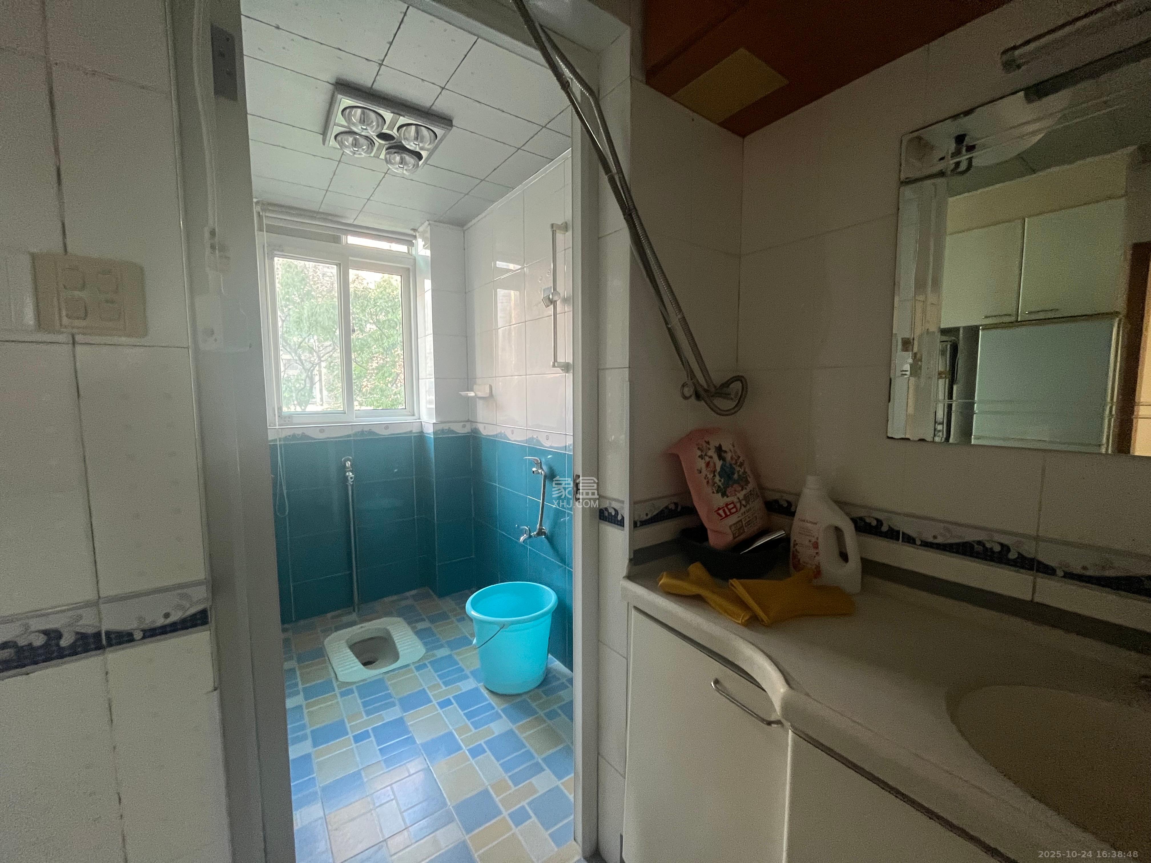 长沙船舶厂宿舍 3室2厅1卫 2400.0元/月 长沙船舶厂宿舍 3室2厅1卫 2400.0元/月室内图