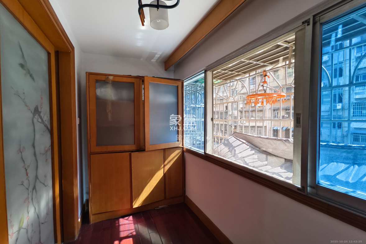 蒋家垅社区 2室1厅1卫 1500.0元/月 蒋家垅社区 2室1厅1卫 1500.0元/月室内图