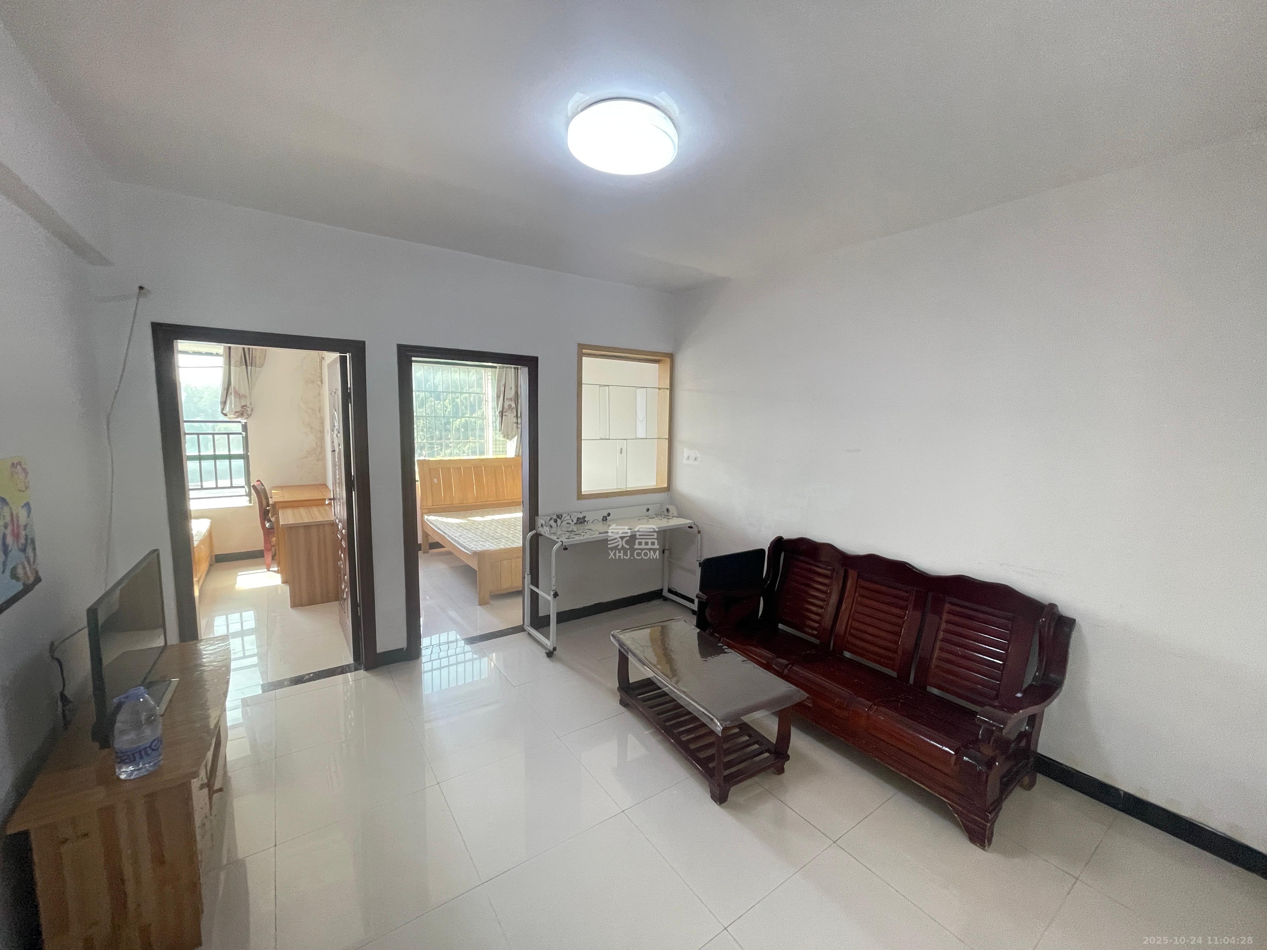 湖韵佳苑 2室1厅1卫 1900.0元/月 湖韵佳苑 2室1厅1卫 1900.0元/月室内图