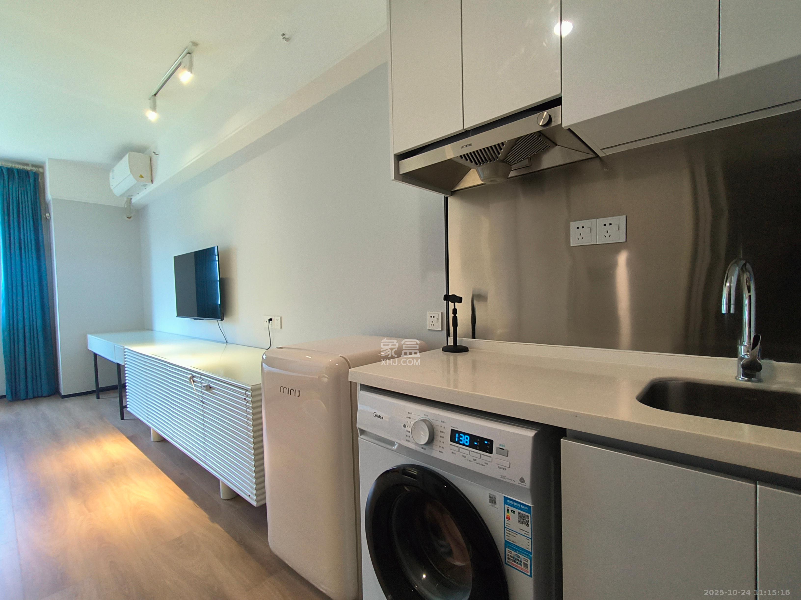 旭辉都会山  1室1厅1卫    1800.0元/月室内图