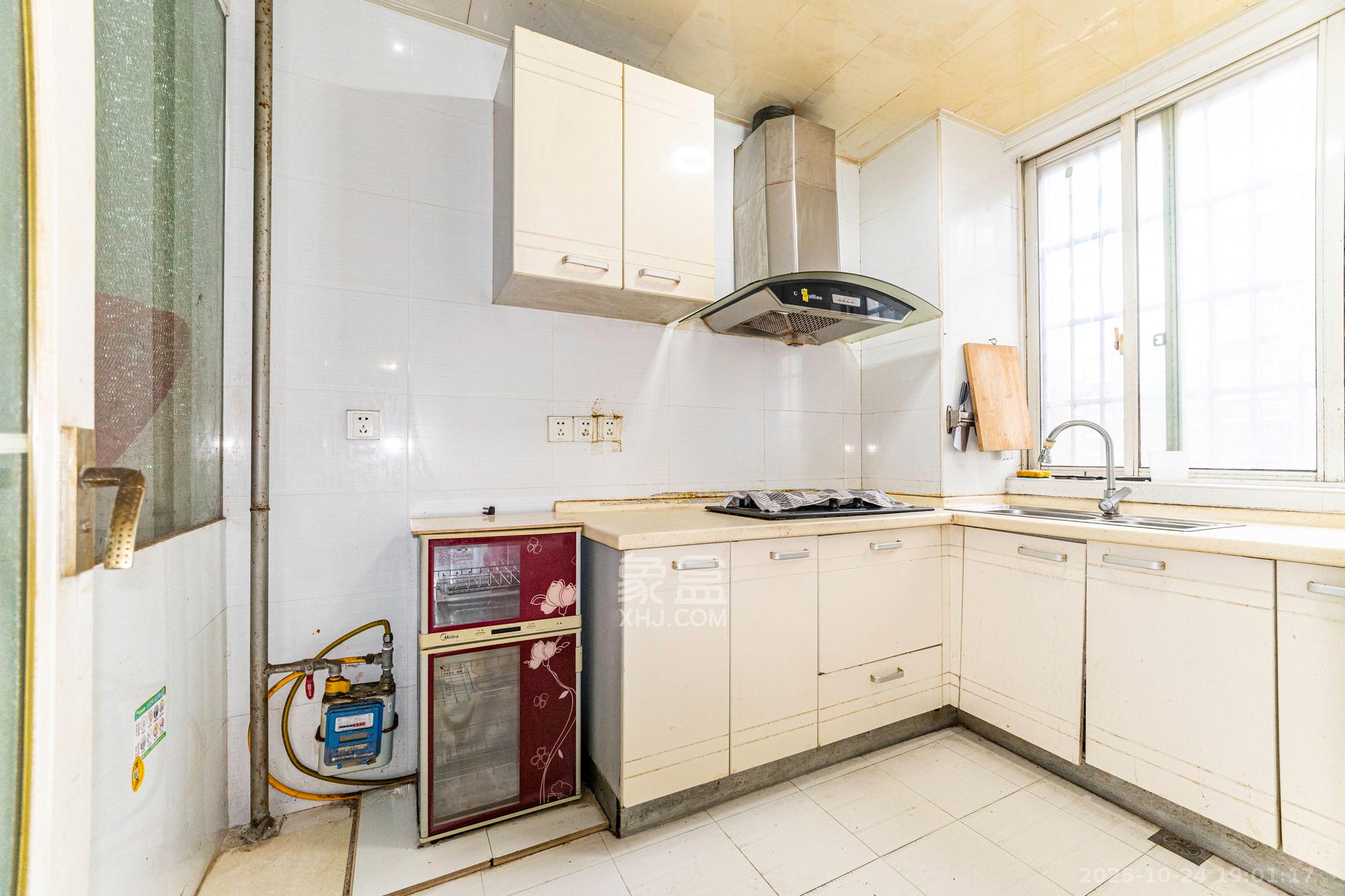 星城雅郡 3室2厅1卫 66.28万 星城雅郡 3室2厅1卫 66.28万厨房