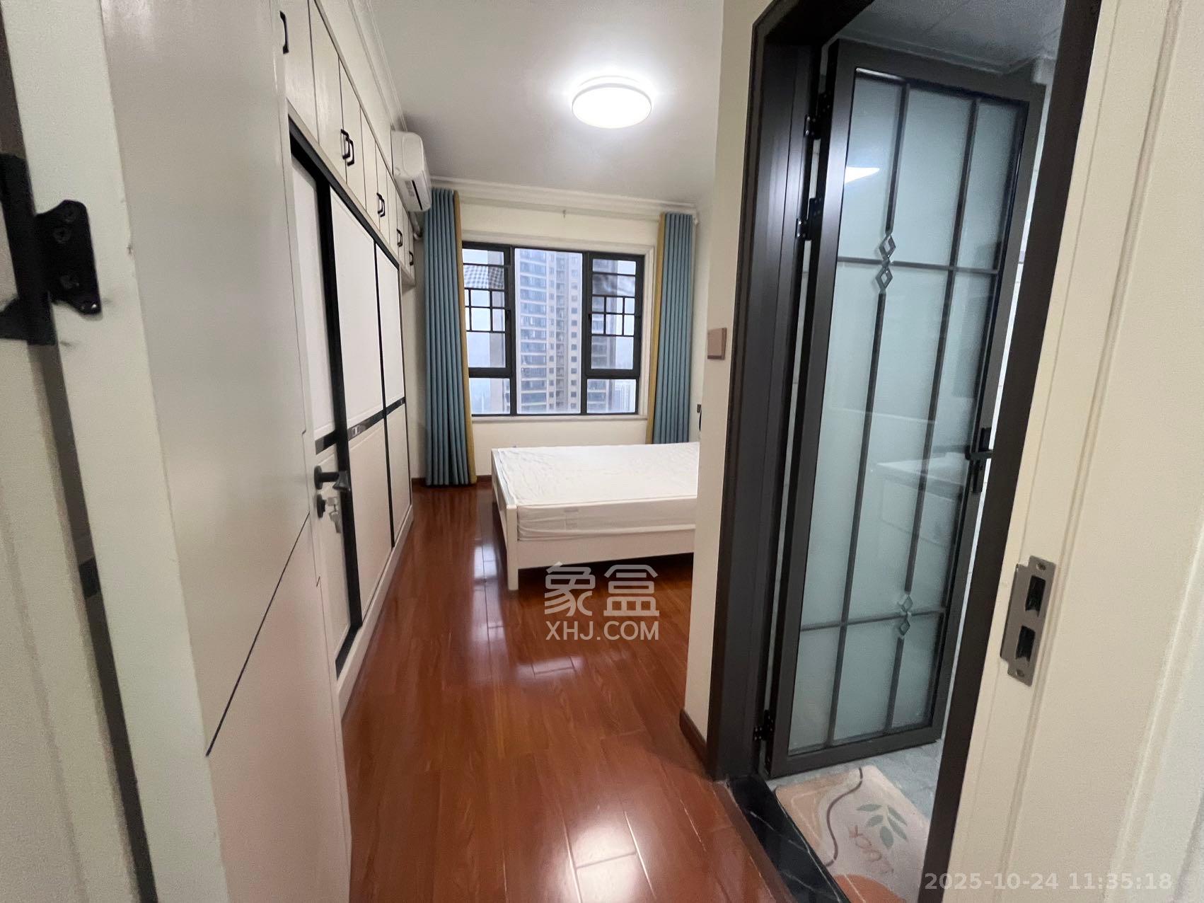 山水梅溪雅郡  4室2厅2卫    3200.0元/月室内图