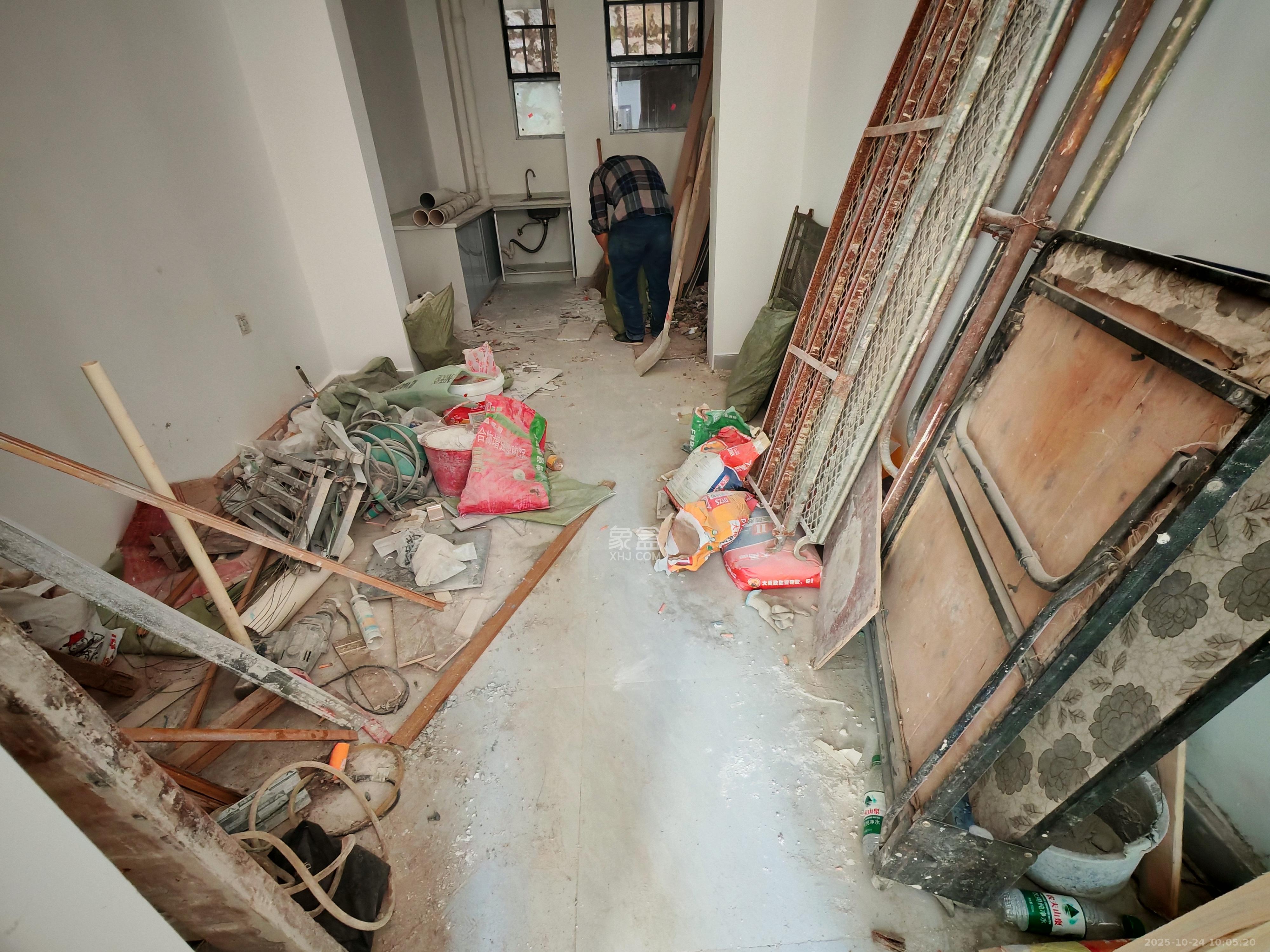 湖开小区（湖南开关厂宿舍）/南大桥社区  2室2厅1卫    1800.0元/月室内图