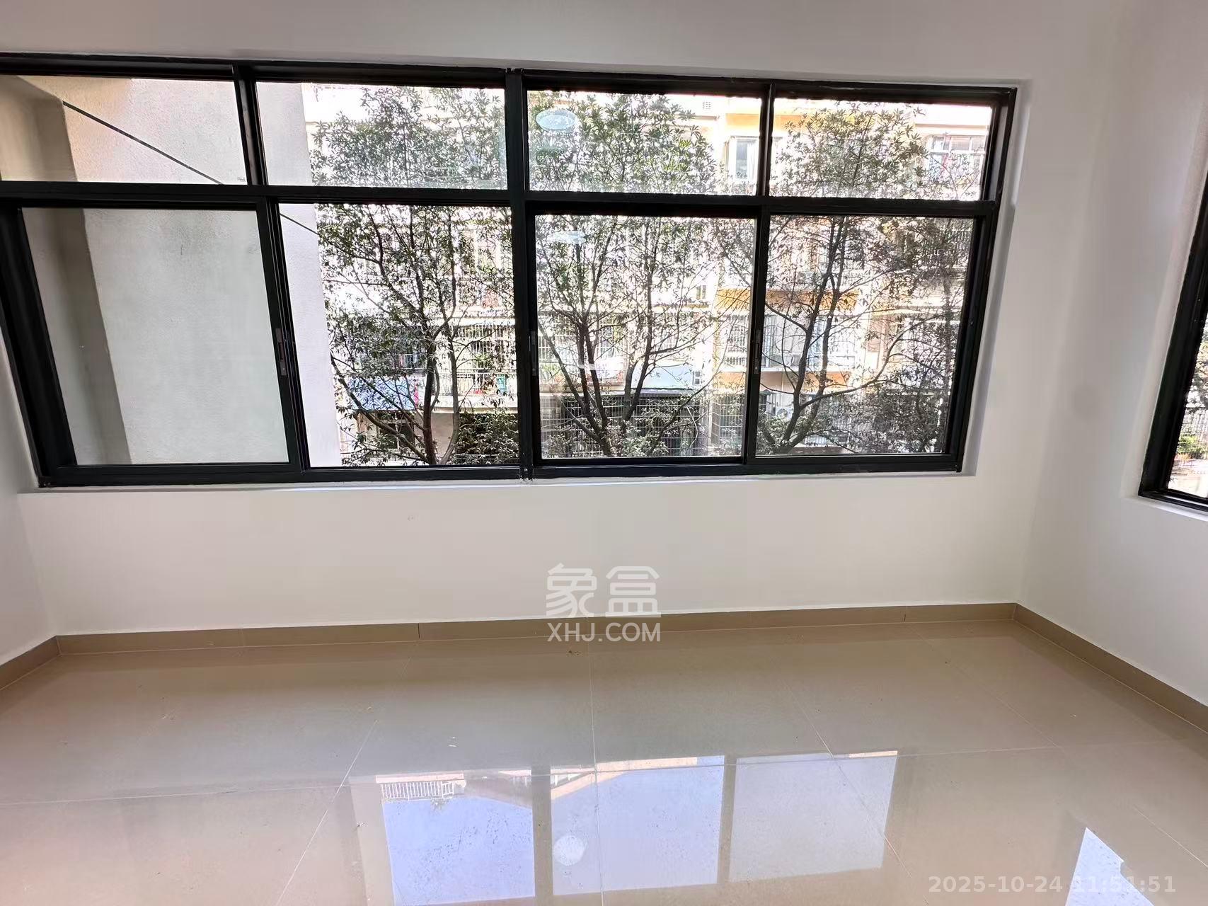 惠泽园 2室2厅1卫 2200.0元/月 惠泽园 2室2厅1卫 2200.0元/月室内图