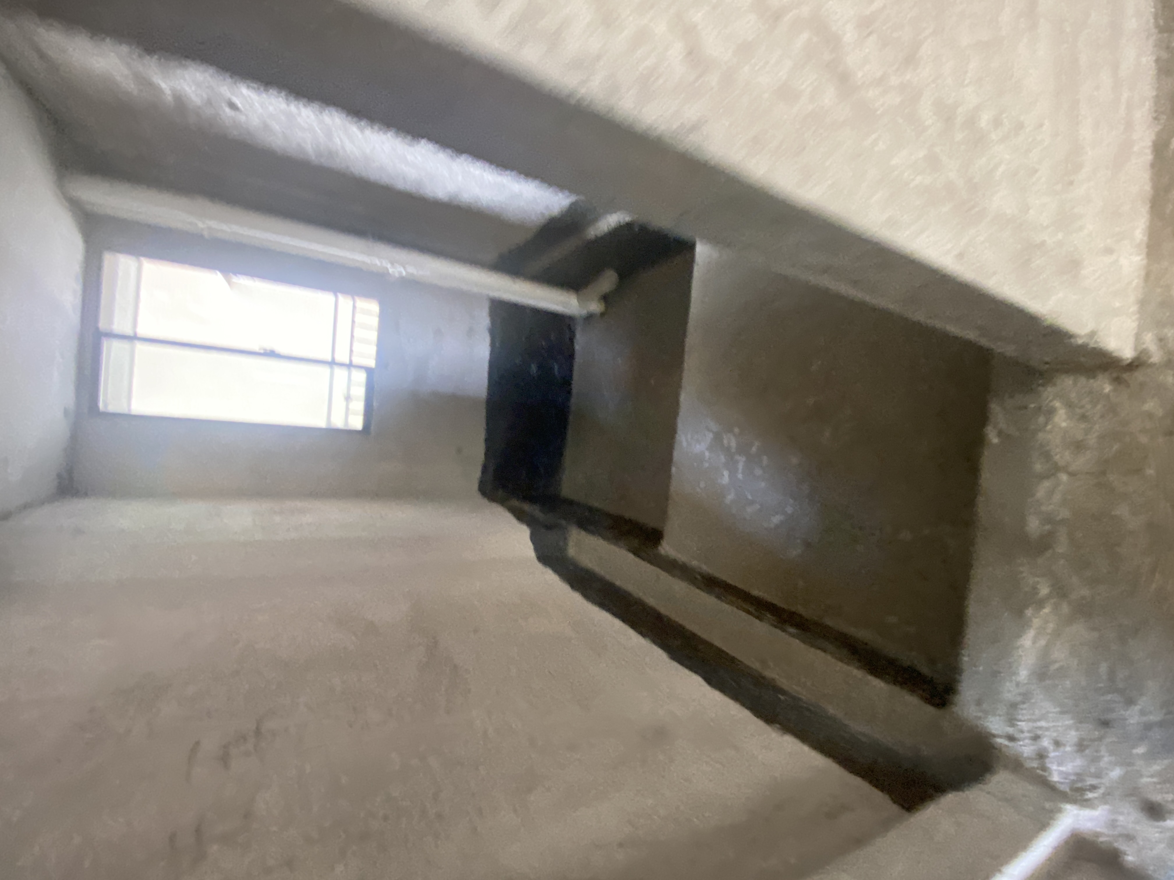 华剑首郡+五江珑悦  4室2厅2卫    53.8万客厅