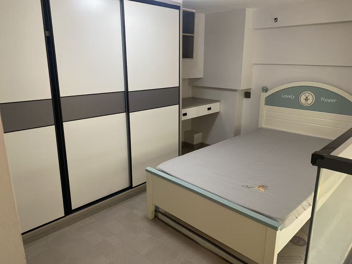 船山公馆 1室1厅1卫 2200.0元/月 船山公馆 1室1厅1卫 2200.0元/月室内图