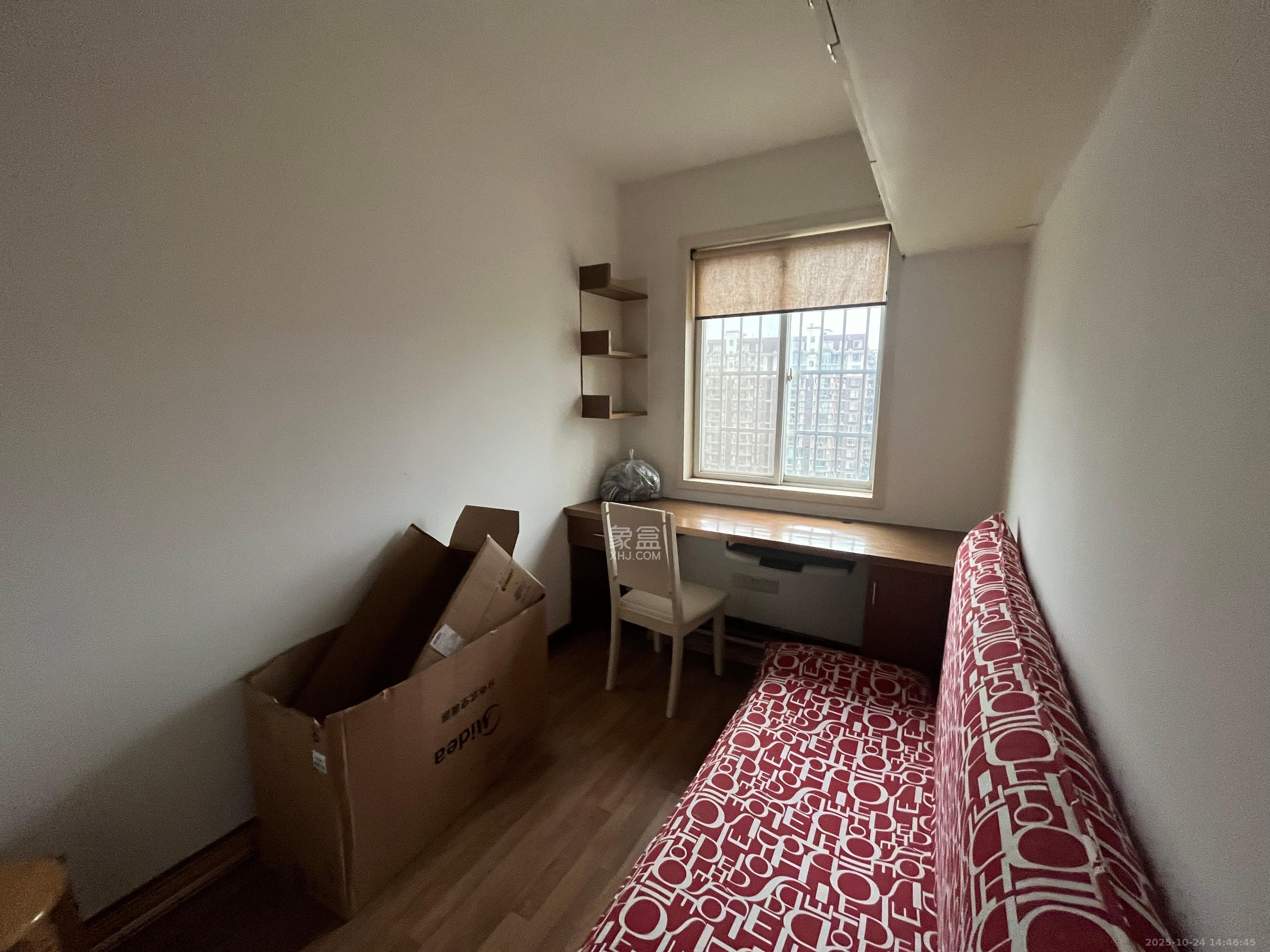 星语林名园  3室2厅1卫    1800.0元/月 星语林名园  3室2厅1卫    1800.0元/月室内图