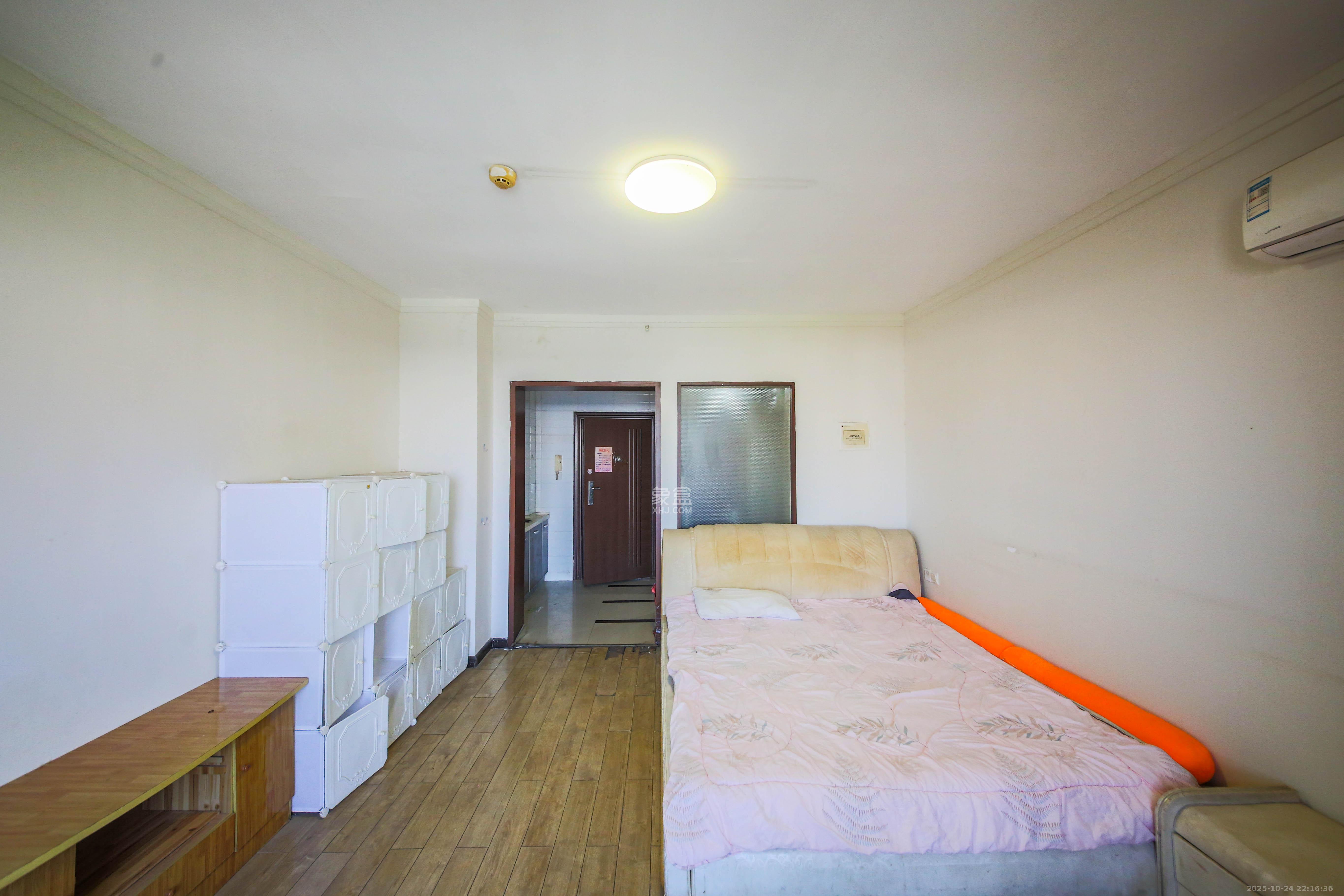 标志商务中心  1室1厅1卫    22.0万